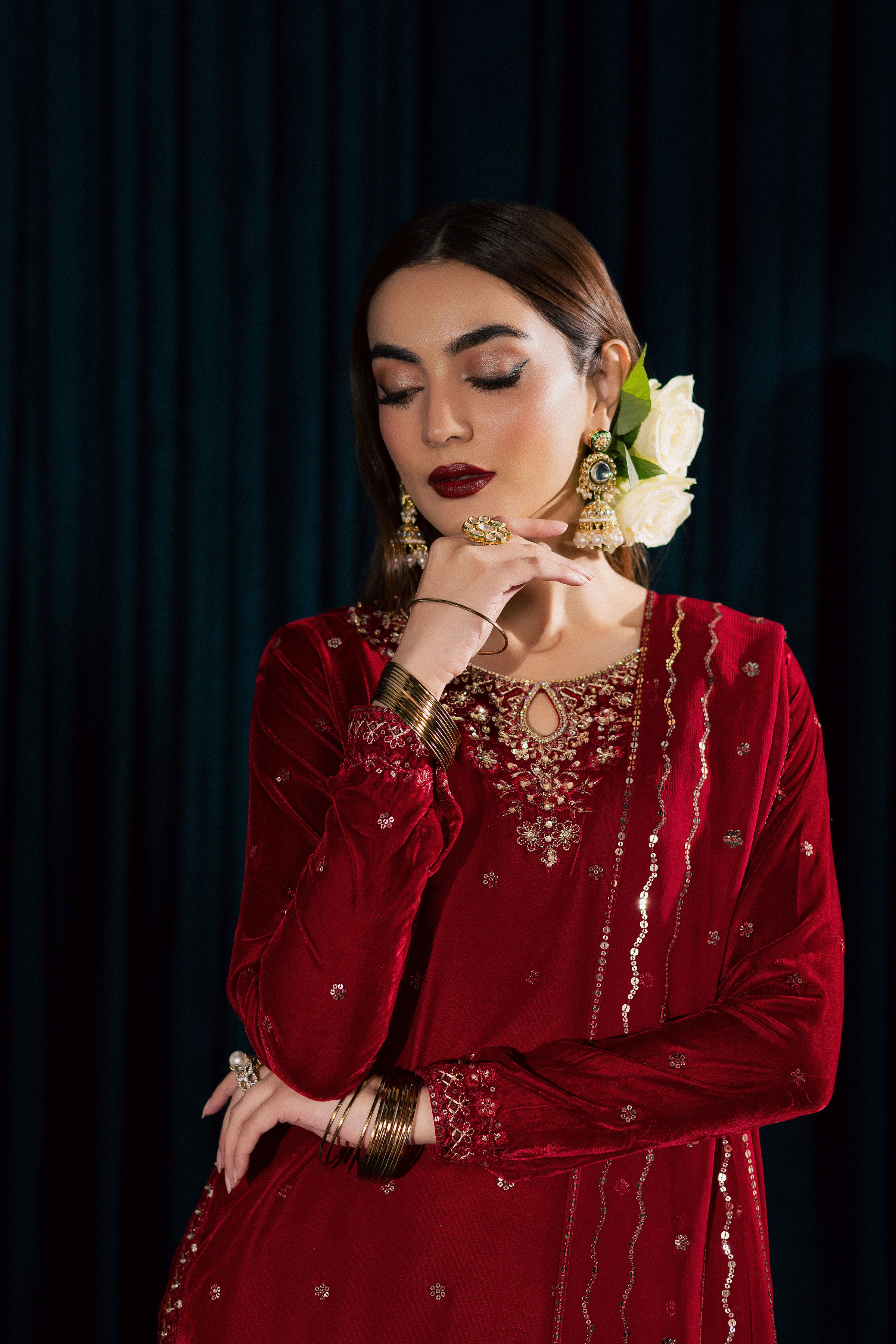 Surkh Gul 3Pc - Velvet Formal Dress BATIKSTUDIO2025 BATIK S / Red / Velvet-M / Red / Velvet-L / Red / Velvet