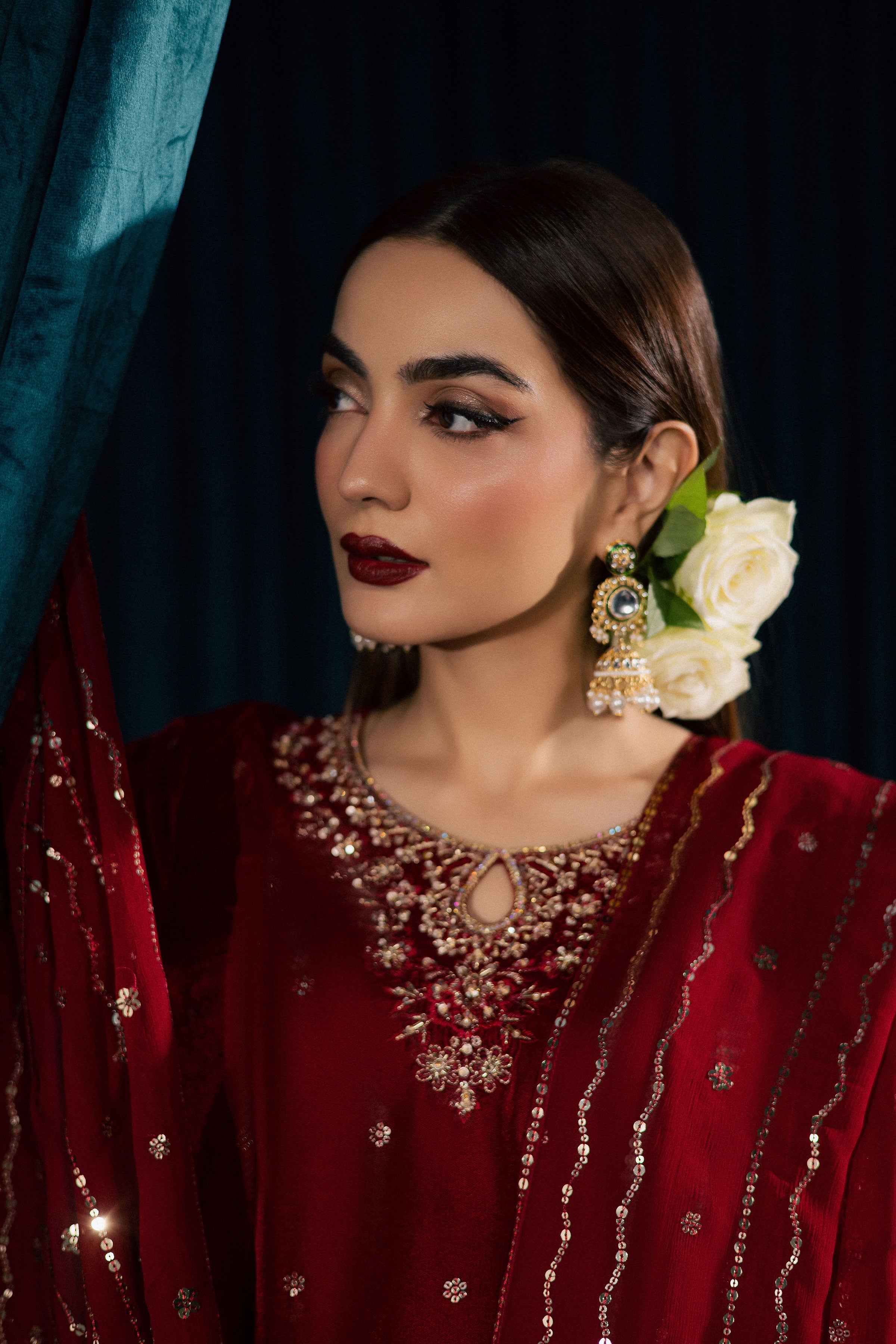 Surkh Gul 3Pc - Velvet Formal Dress BATIKSTUDIO2025 BATIK S / Red / Velvet-M / Red / Velvet-L / Red / Velvet