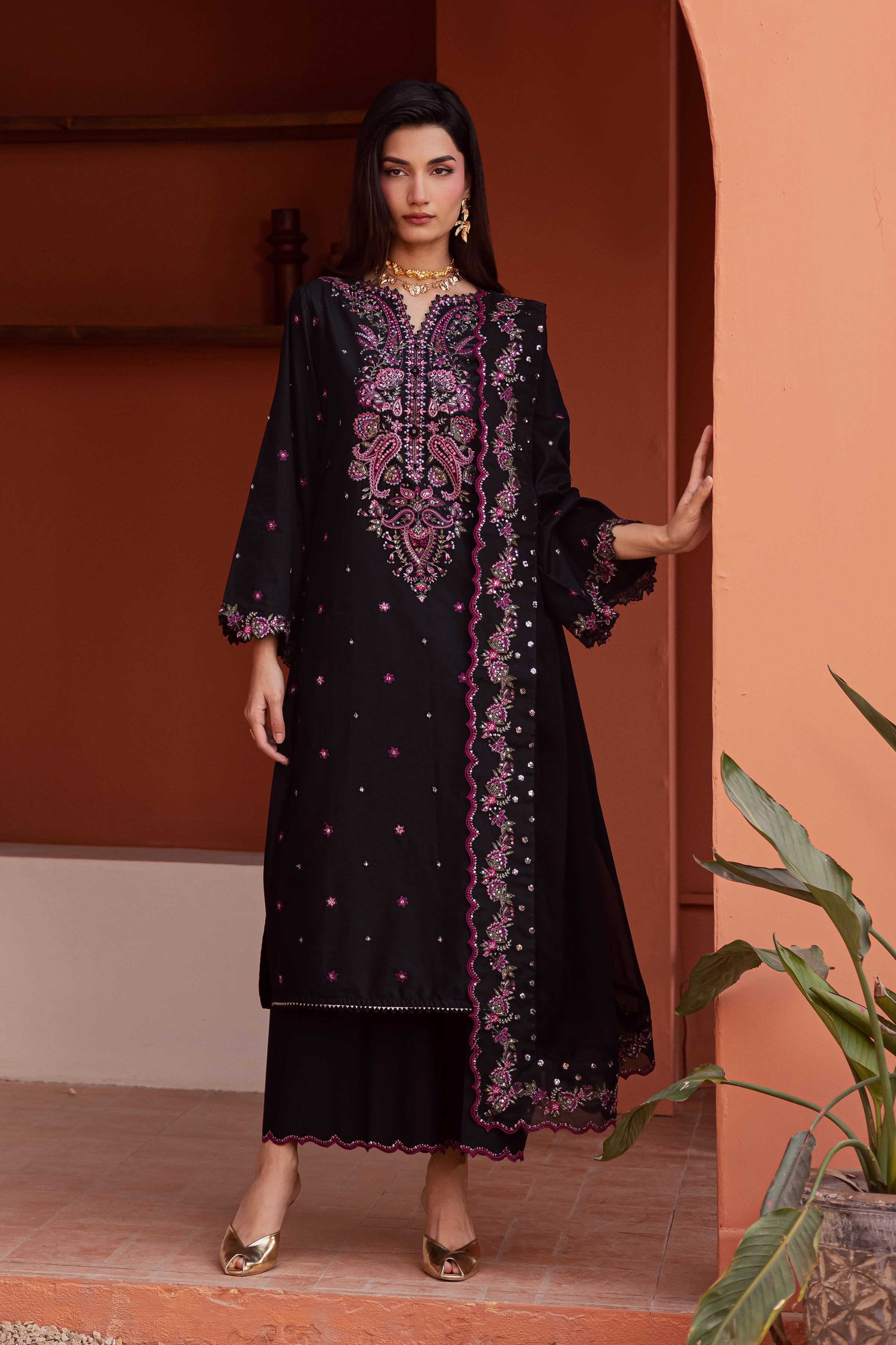 Unaiza 3Pc - Festive Embroidered Lawn BATIKEID2026 BATIK XS / Black / Giza-S / Black / Giza-M / Black / Giza-L / Black / Giza-XL / Black / Giza
