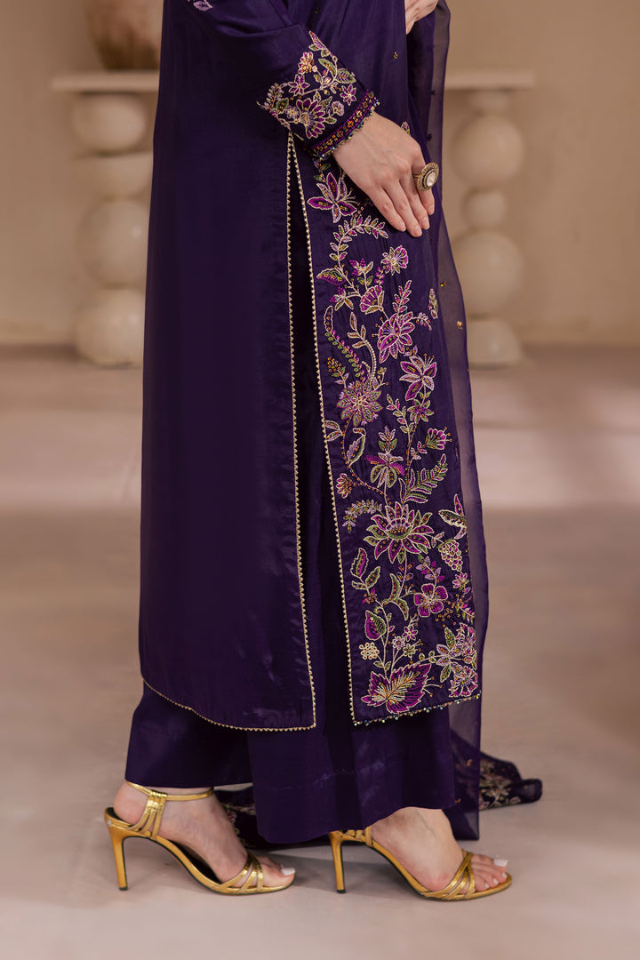 Unzilla 3Pc - Embroidered Luxe Pret BATIKLuxePRET2025  BATIK   XS / Deep Purple / Raw Silk & Organza-S / Deep Purple / Raw Silk & Organza-M / Deep Purple / Raw Silk & Organza-L / Deep Purple / Raw Silk & Organza-XL / Deep Purple / Raw Silk & Organza