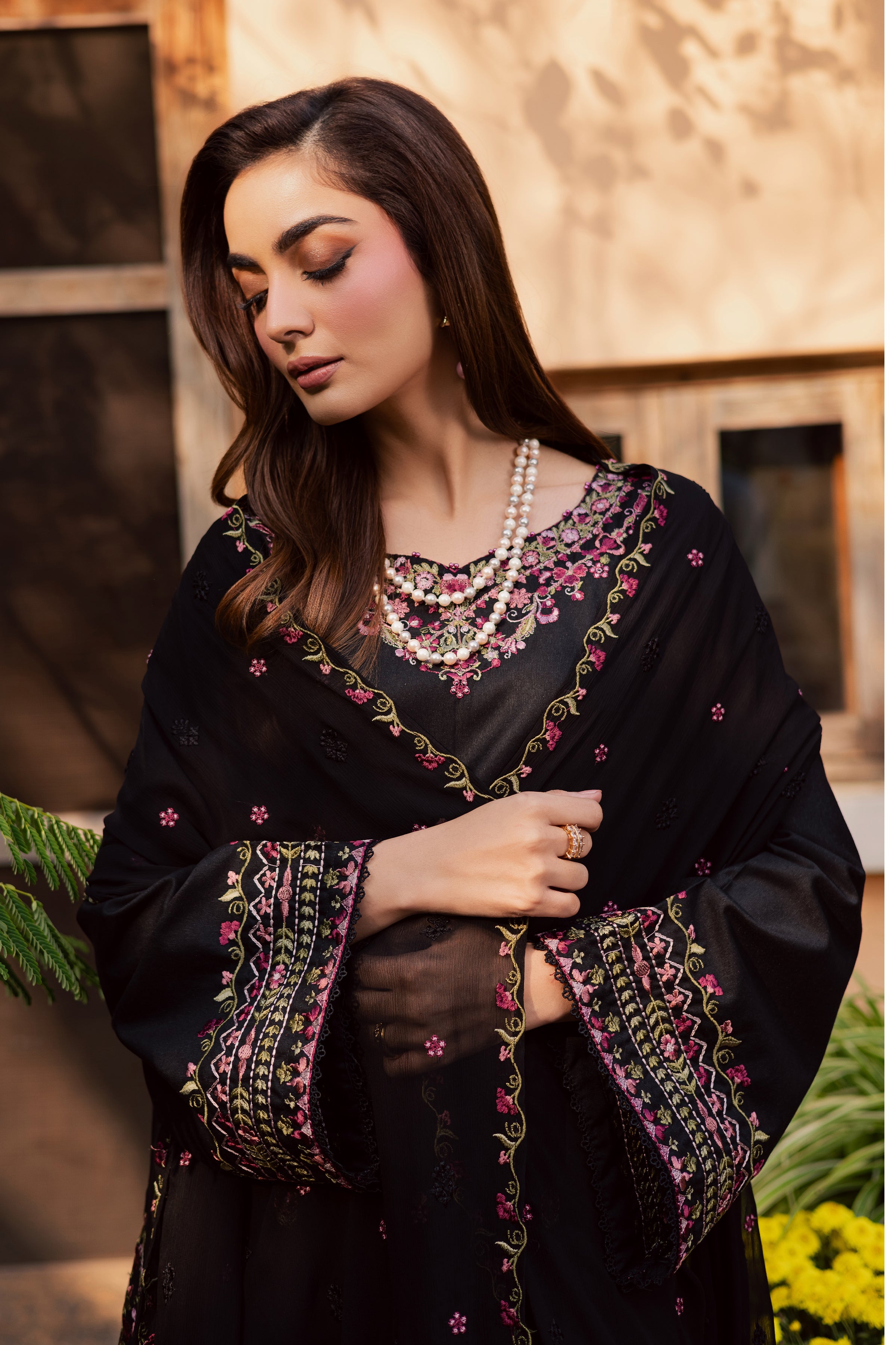 Vareha 3Pc - Embroidered Festive Pret BATIK WINTER PRET 2025 BATIK XS / Black / Cotton-S / Black / Cotton-M / Black / Cotton-L / Black / Cotton-XL / Black / Cotton