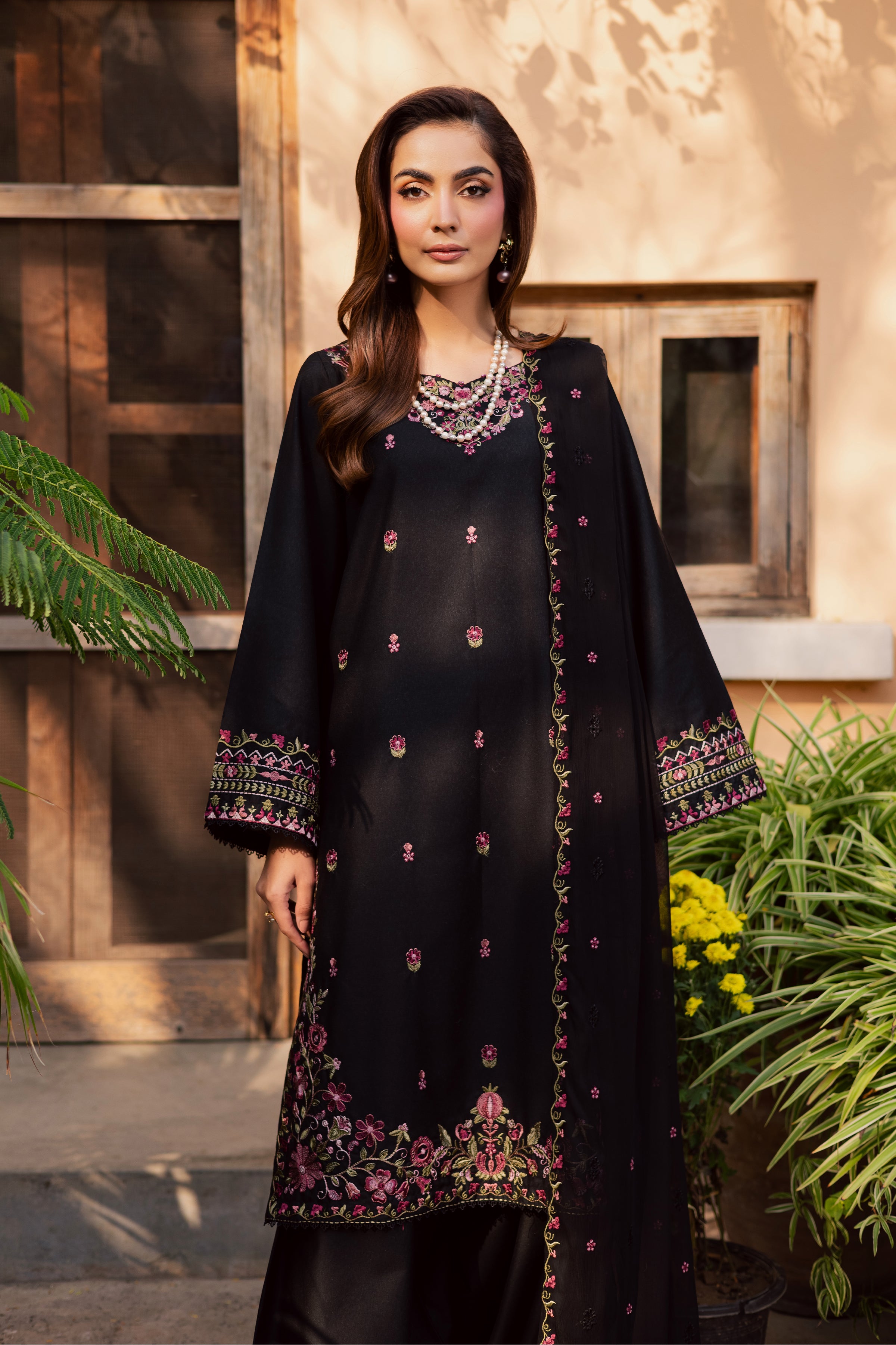 Vareha 3Pc - Embroidered Festive Pret BATIK WINTER PRET 2025 BATIK XS / Black / Cotton-S / Black / Cotton-M / Black / Cotton-L / Black / Cotton-XL / Black / Cotton