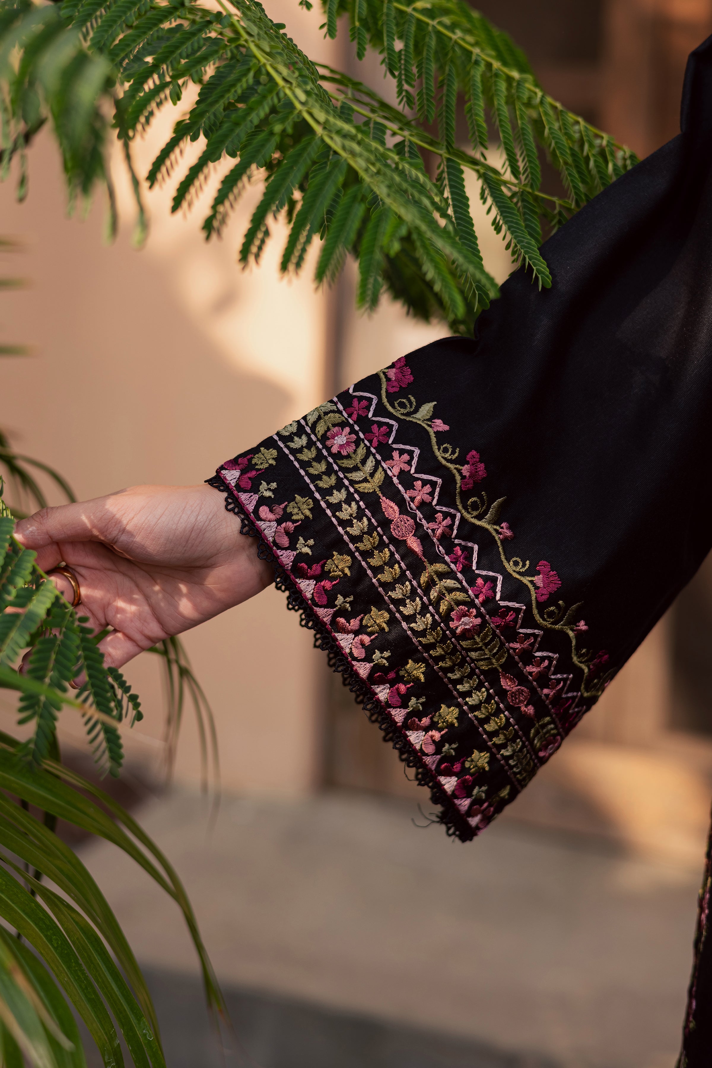 Vareha 3Pc - Embroidered Festive Pret BATIK WINTER PRET 2025 BATIK XS / Black / Cotton-S / Black / Cotton-M / Black / Cotton-L / Black / Cotton-XL / Black / Cotton