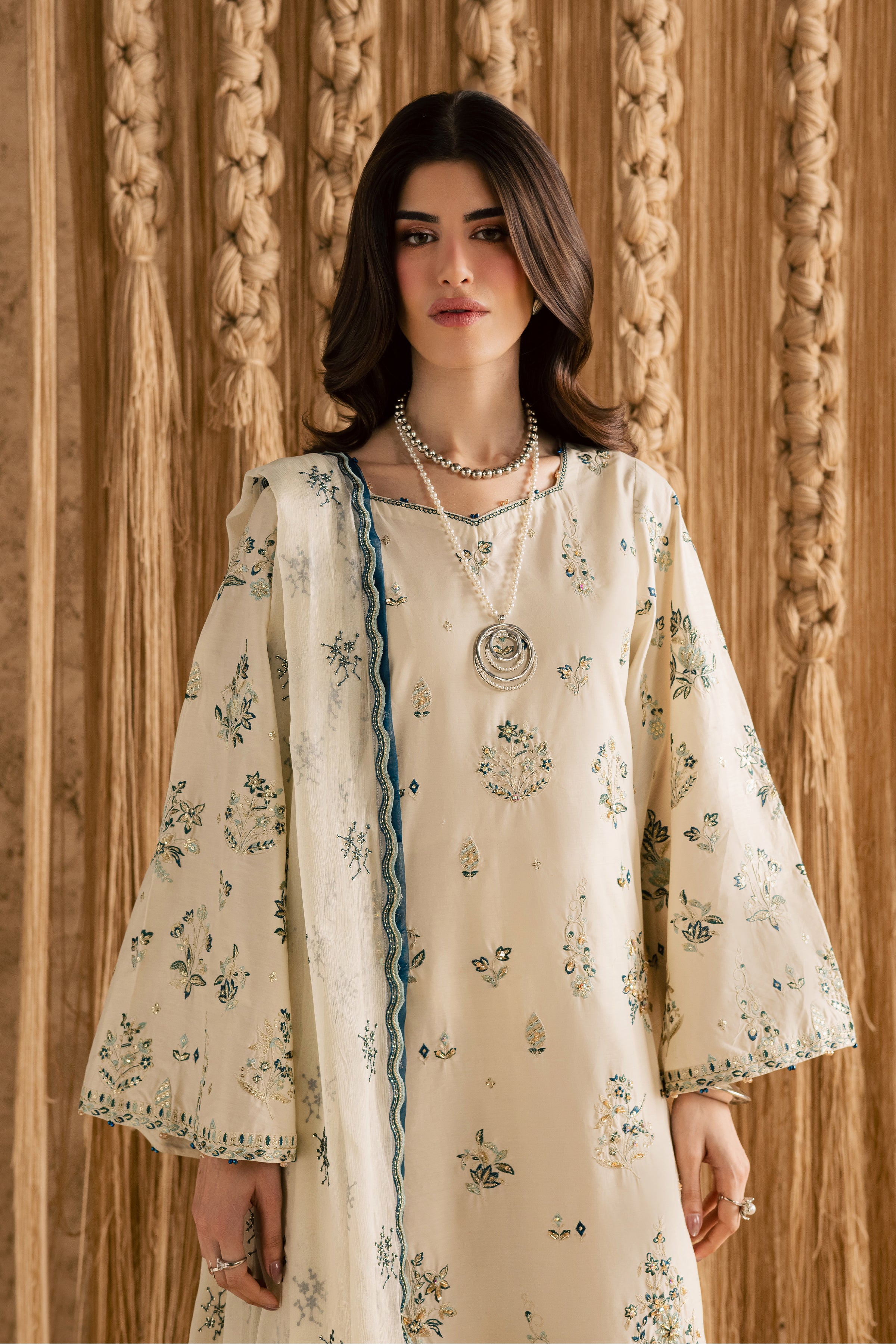 White Sky 3Pc - Festive Eid Pret BATIKEID2026 BATIK XS / Ivory / Giza-S / Ivory / Giza-M / Ivory / Giza-L / Ivory / Giza-XL / Ivory / Giza