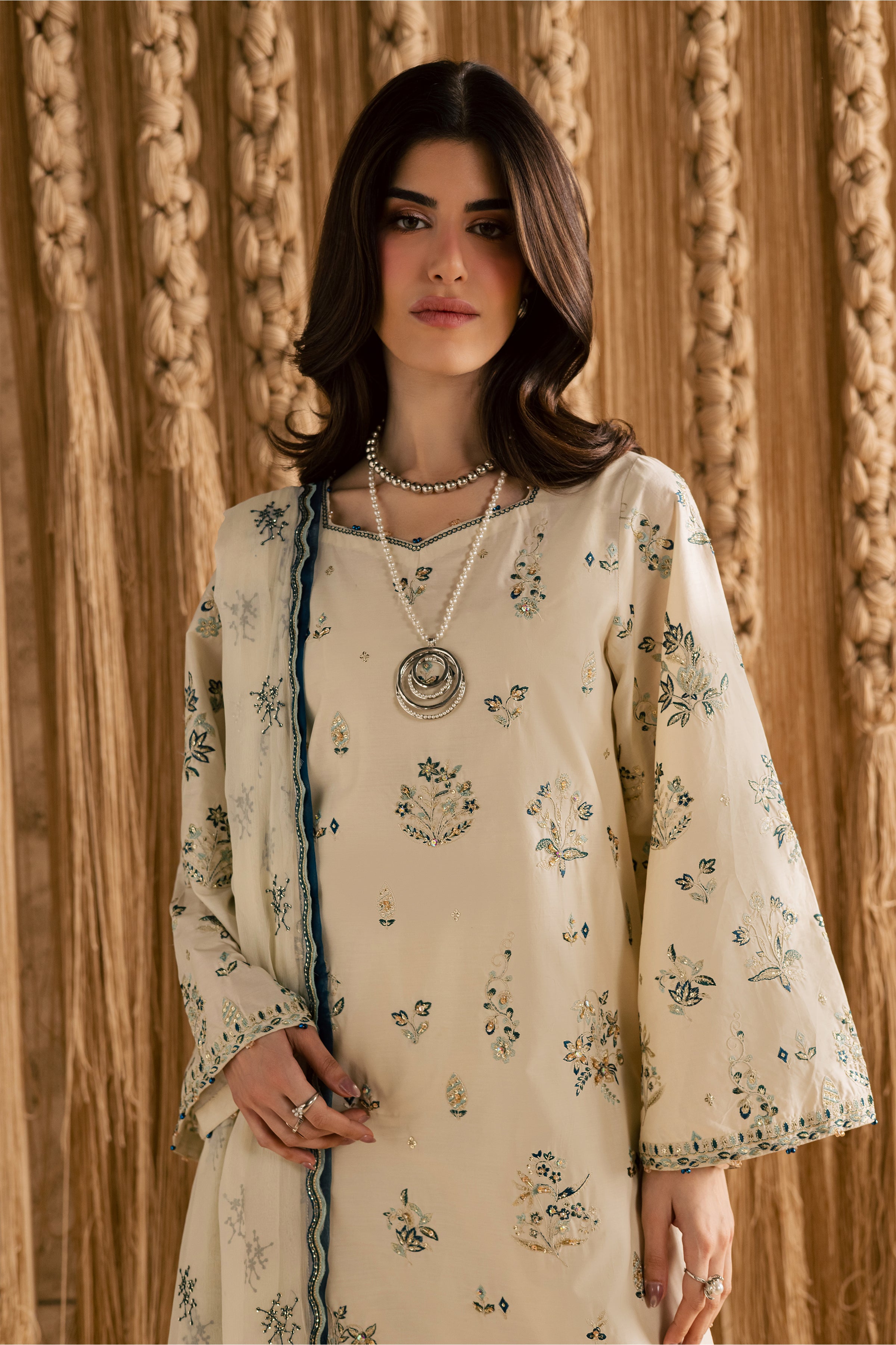 White Sky 3Pc - Festive Eid Pret BATIKEID2026 BATIK XS / Ivory / Giza-S / Ivory / Giza-M / Ivory / Giza-L / Ivory / Giza-XL / Ivory / Giza