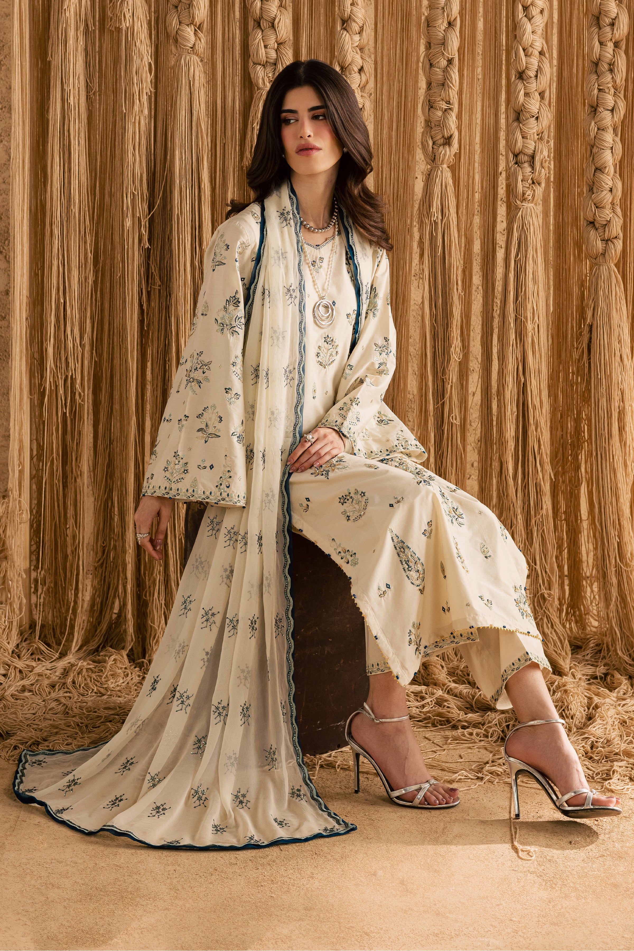 White Sky 3Pc - Festive Eid Pret BATIKEID2026 BATIK XS / Ivory / Giza-S / Ivory / Giza-M / Ivory / Giza-L / Ivory / Giza-XL / Ivory / Giza