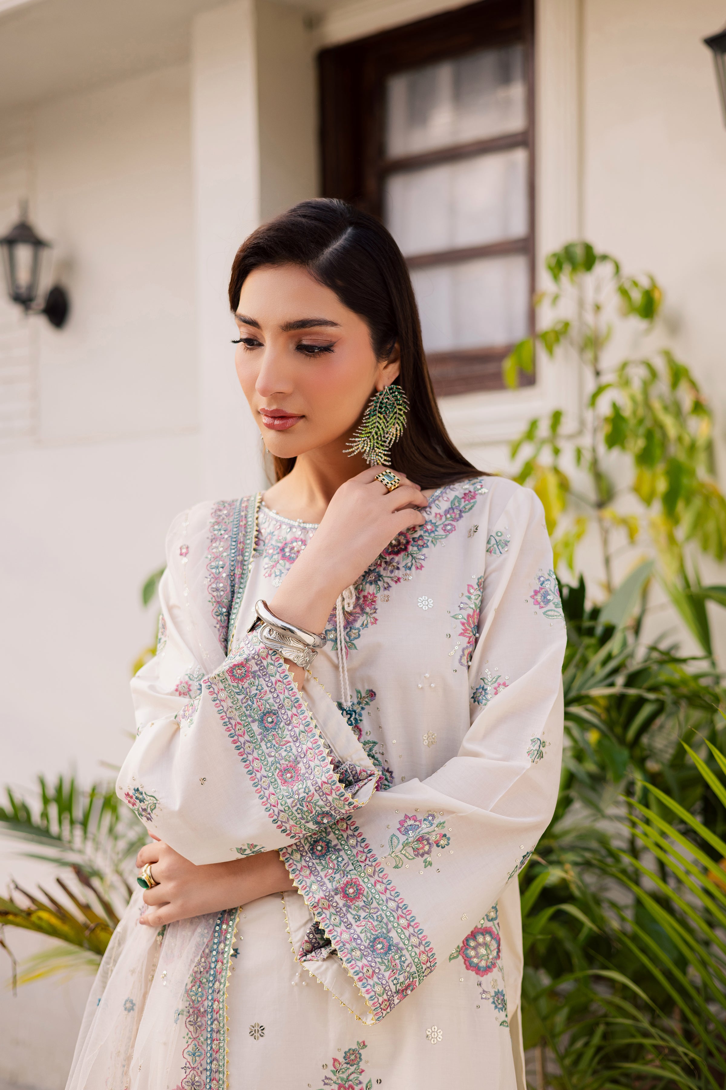 Zarkhuba 3Pc - Festive Embroidered Lawn BATIKEID2026 BATIK XS / White Swan / Pima Lawn-S / White Swan / Pima Lawn-M / White Swan / Pima Lawn-L / White Swan / Pima Lawn-XL / White Swan / Pima Lawn