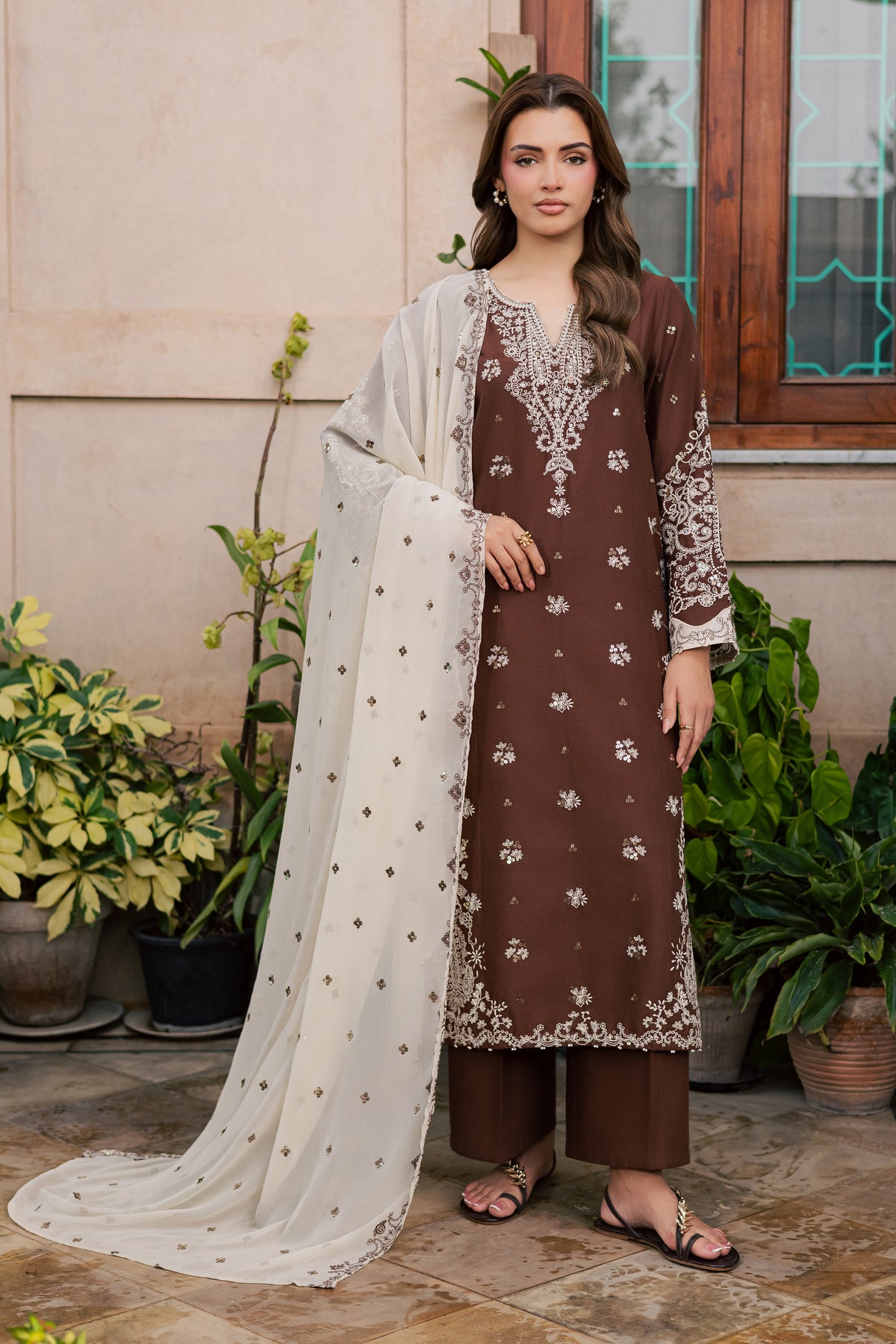 Ormara 3Pc - Embroidered Khaddar Pret
