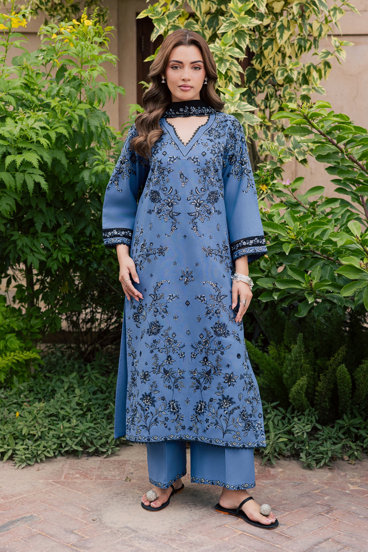 Coastal Glow 3Pc - Embroidered Khaddar Pret