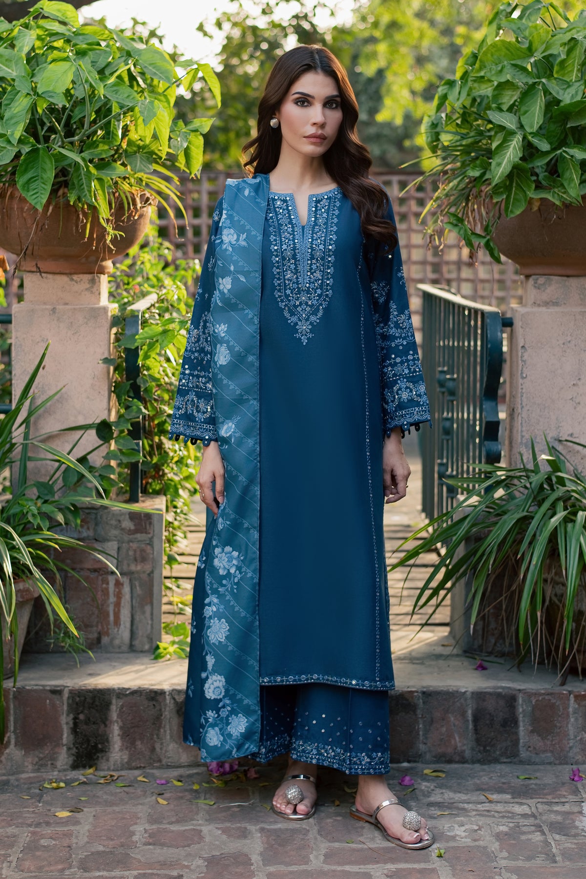 Blue Mantis 3Pc - Embroidered Khaddar Pret