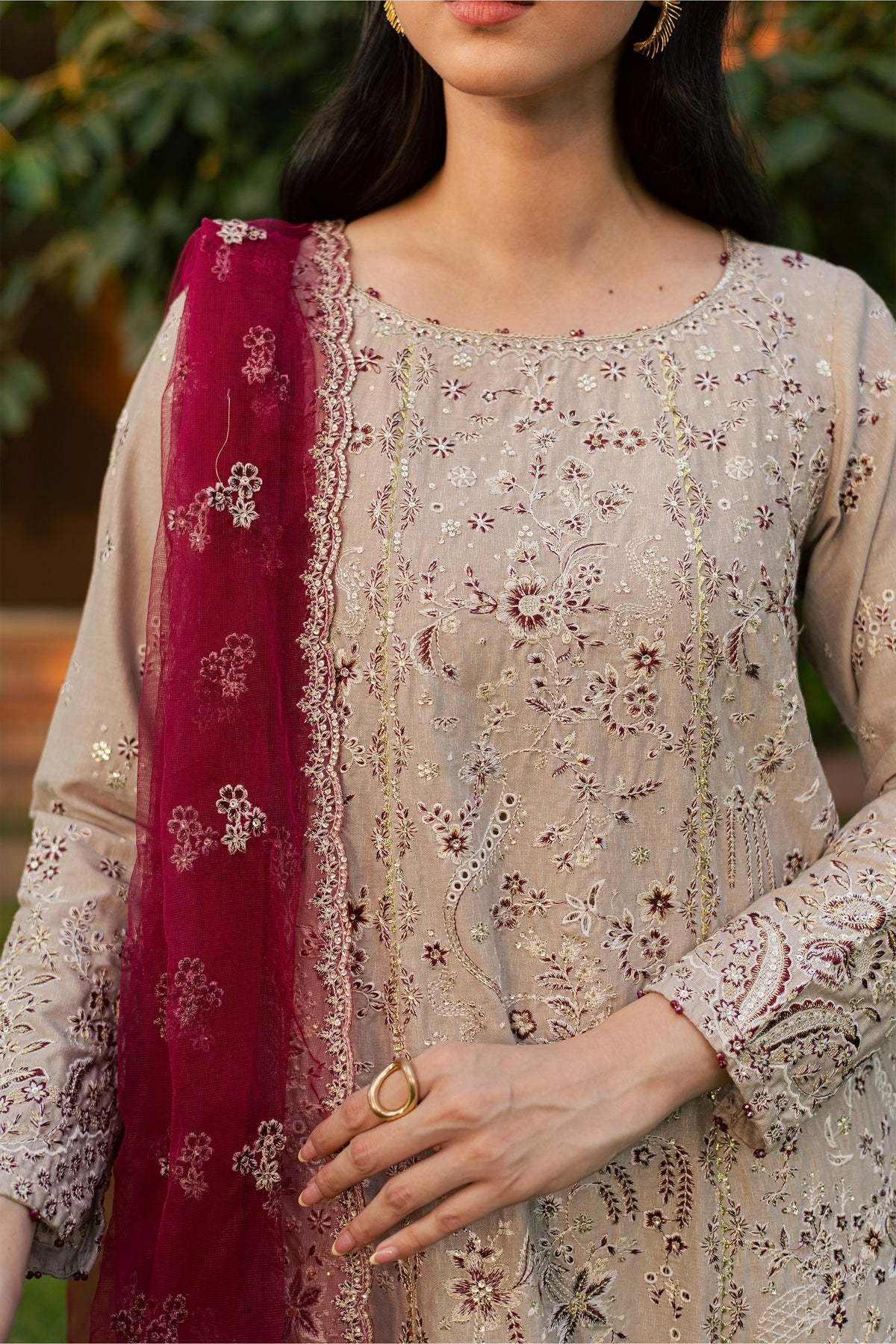 Naina 3Pc - Embroidered Karandi Pret