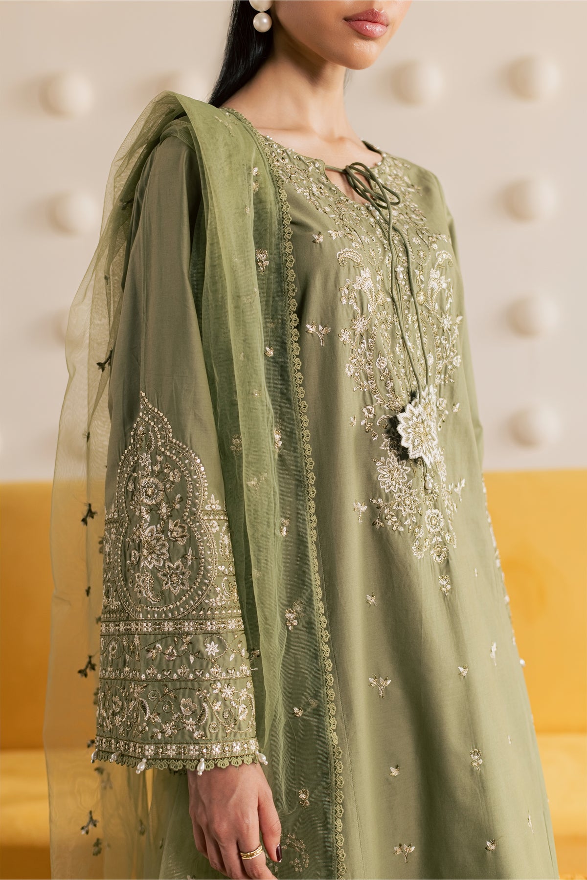 Eiran 3Pc - Embroidered Cambric Pret