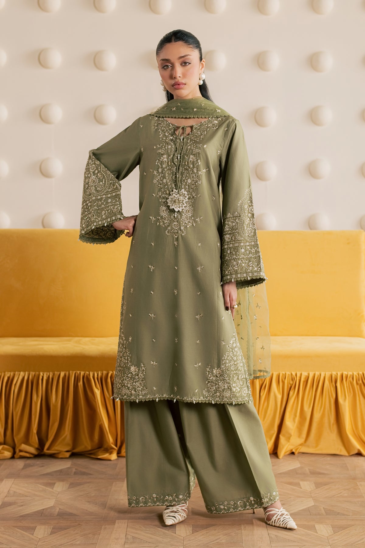 Eiran 3Pc - Embroidered Cambric Pret