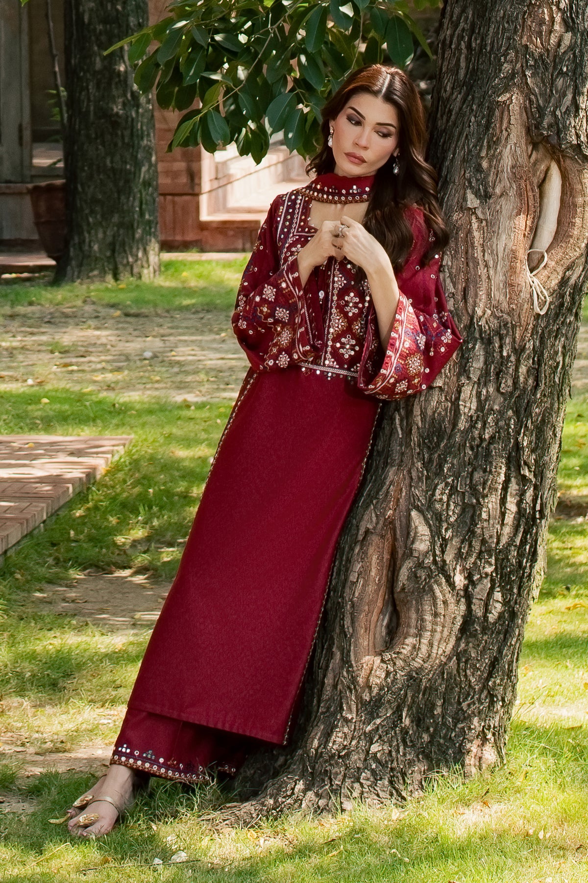 Kacho 3Pc - Embroidered Karandi Pret