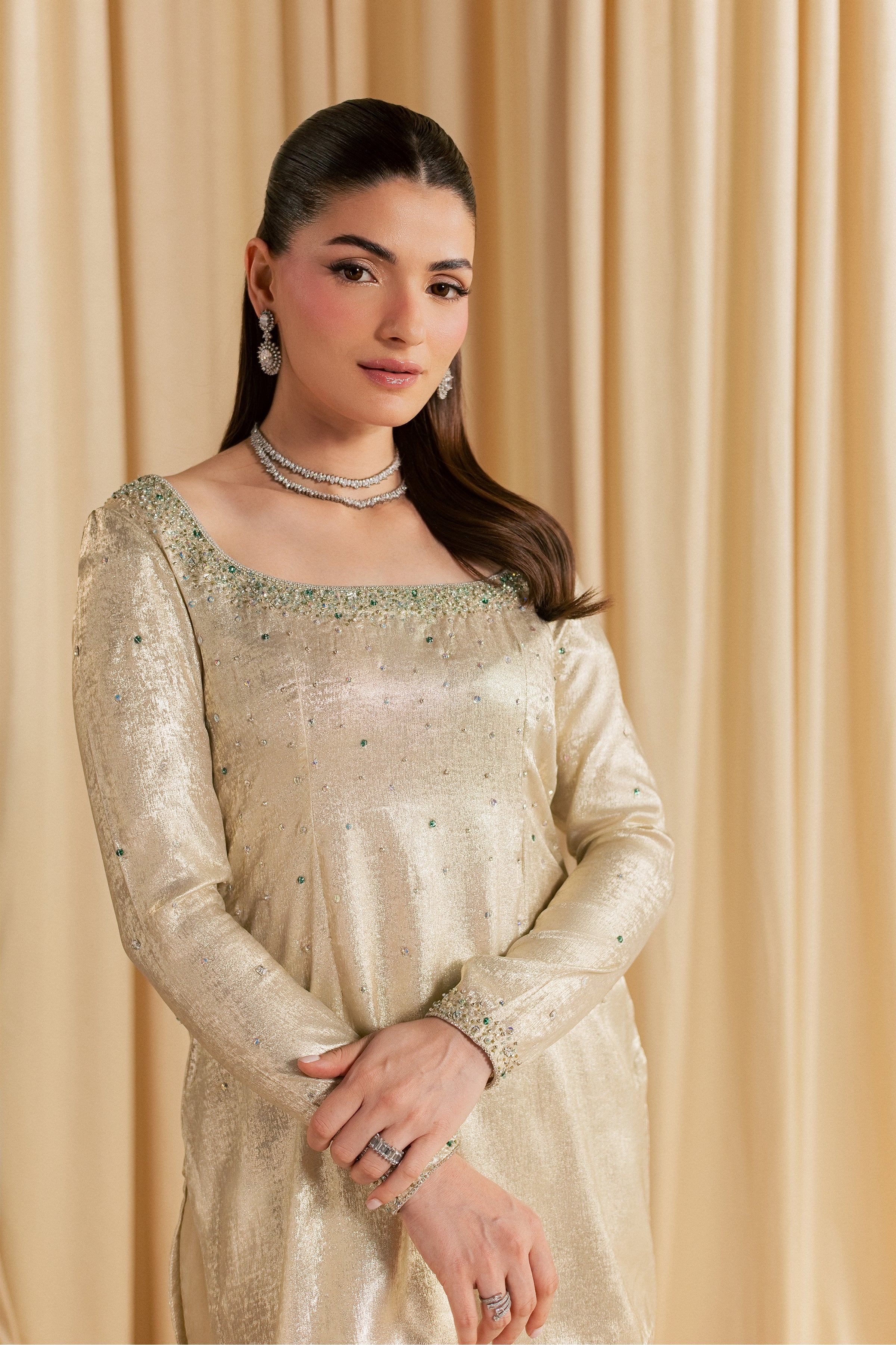 Gold Pearly 2Pc - Festive Luxe Pret
