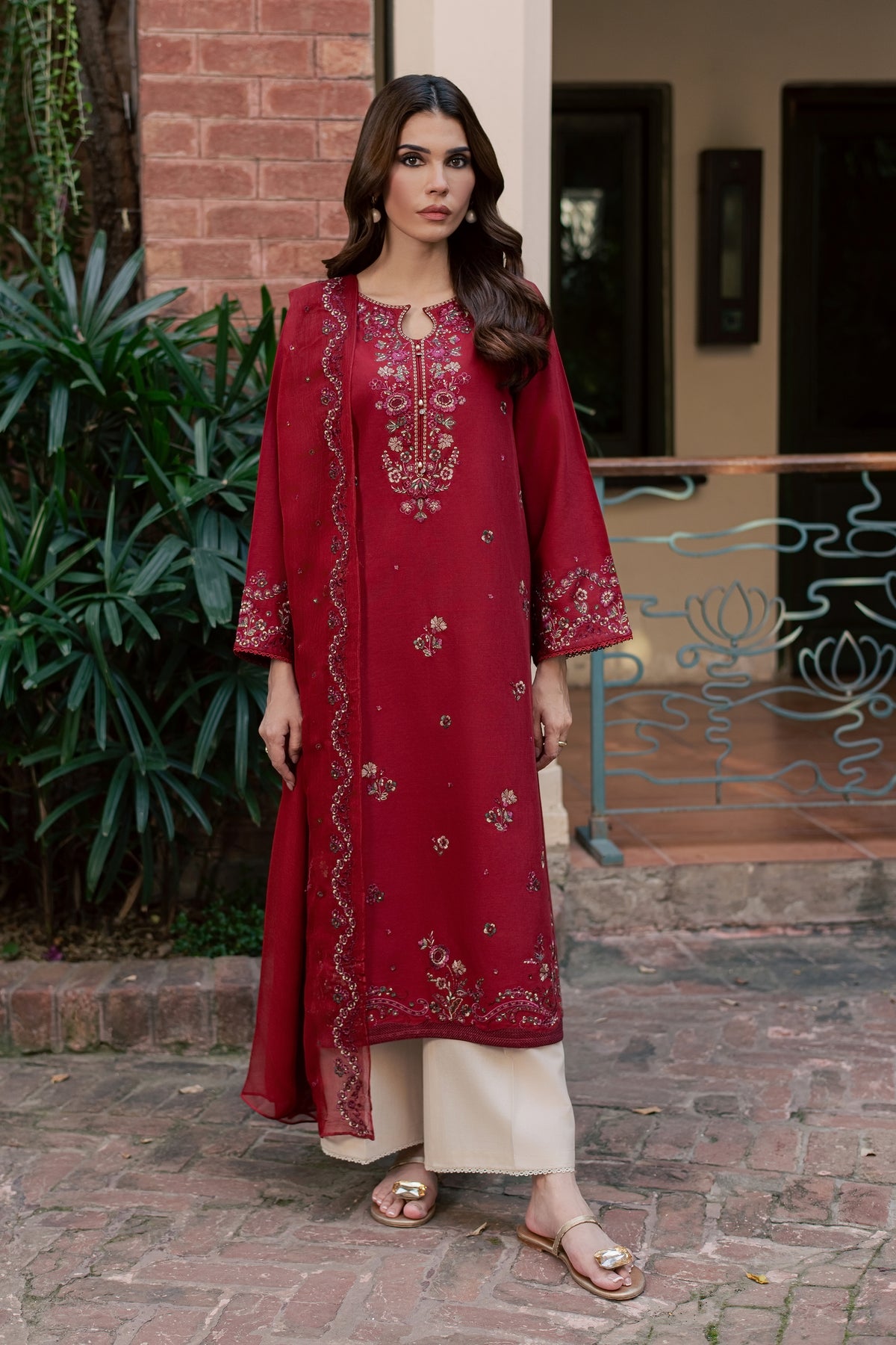 Dave 3Pc - Embroidered Khaddar Pret