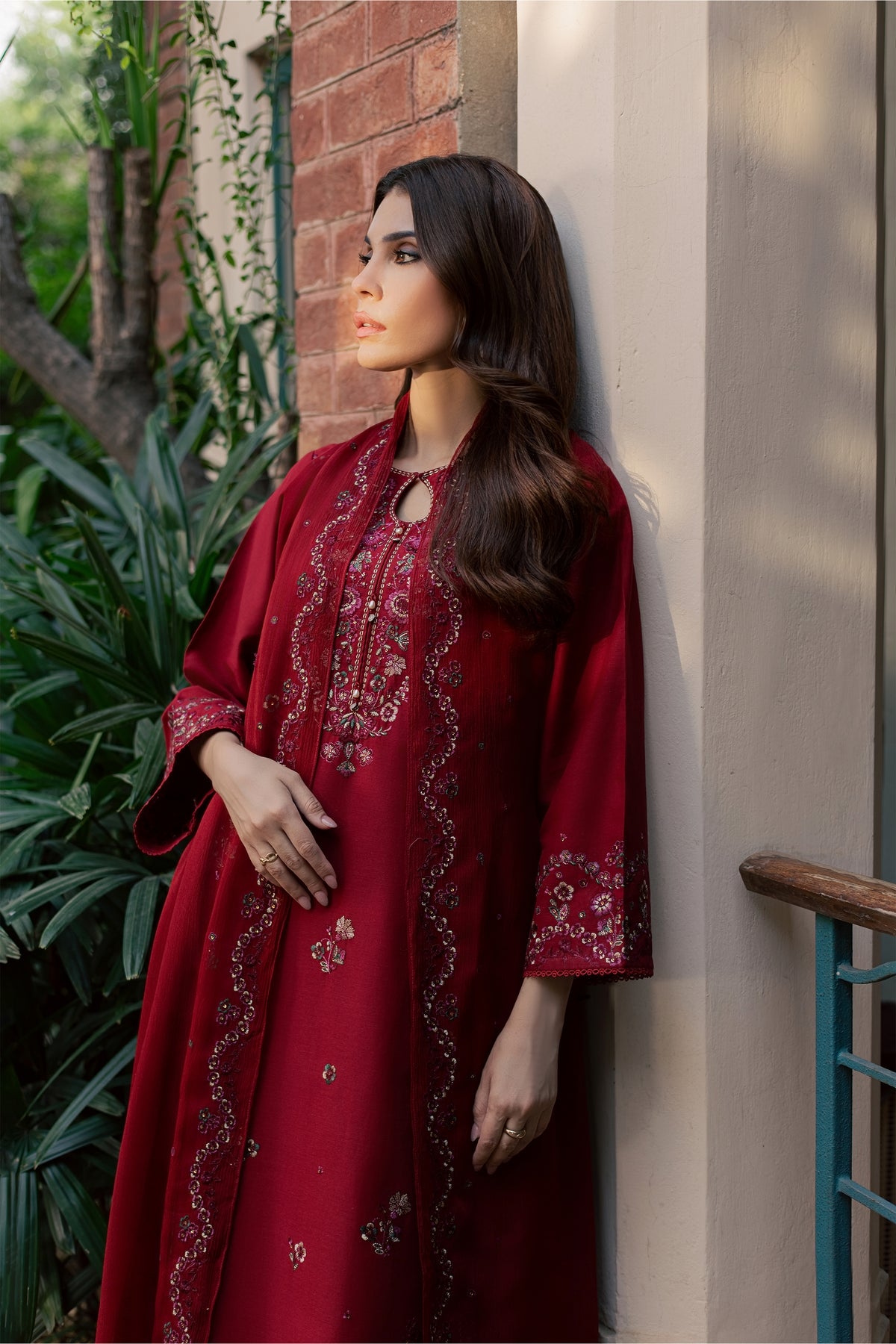 Dave 3Pc - Embroidered Khaddar Pret