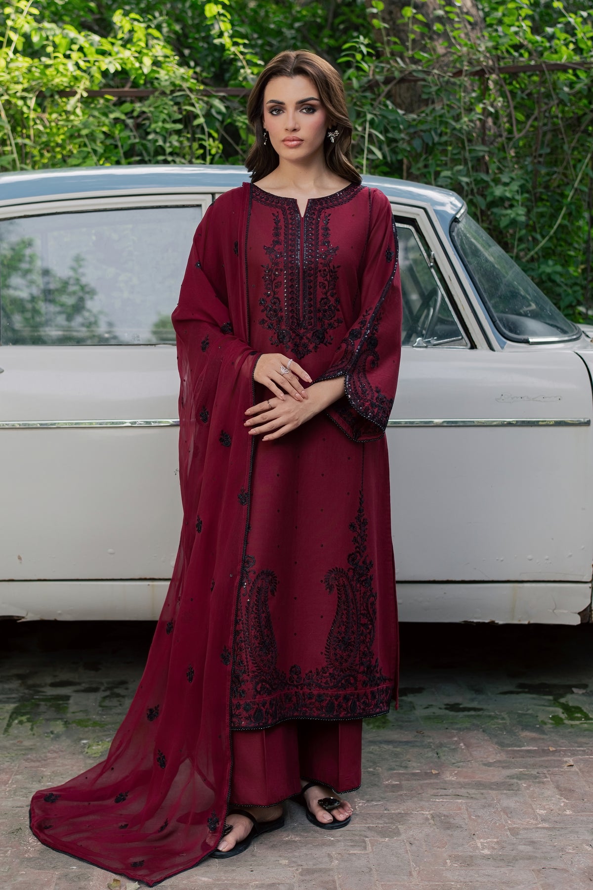 Red Manzar 3Pc - Embroidered Khaddar Pret