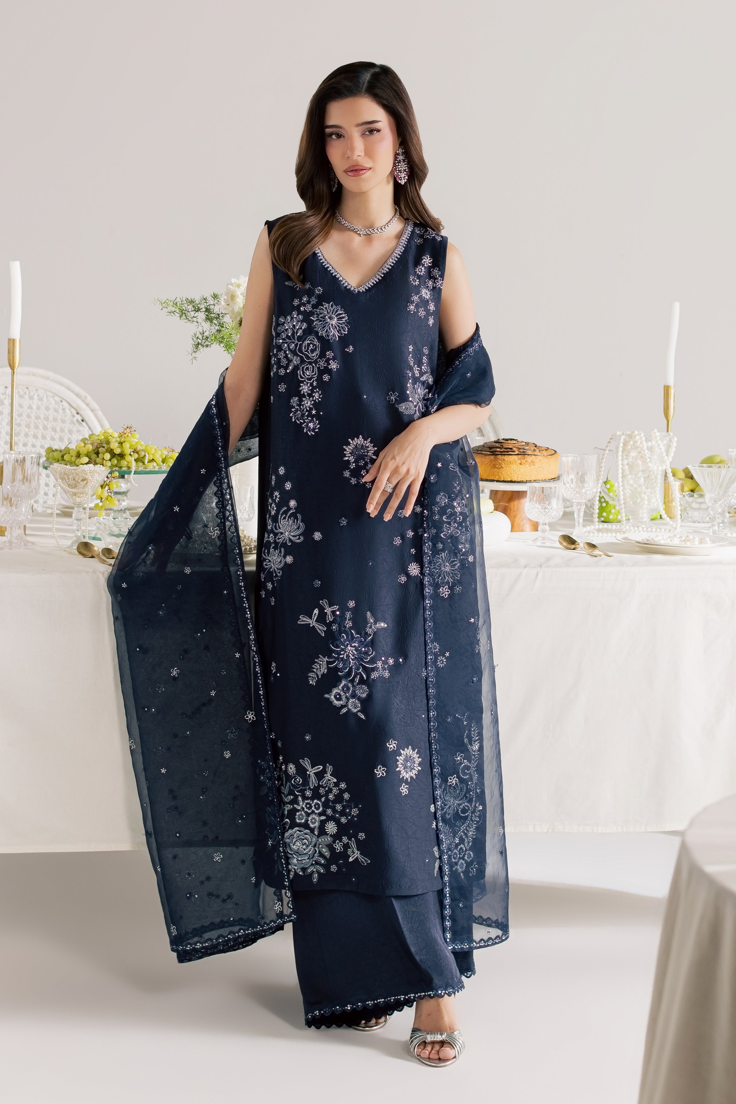 Eclairs 3Pc - Festive Luxe Pret