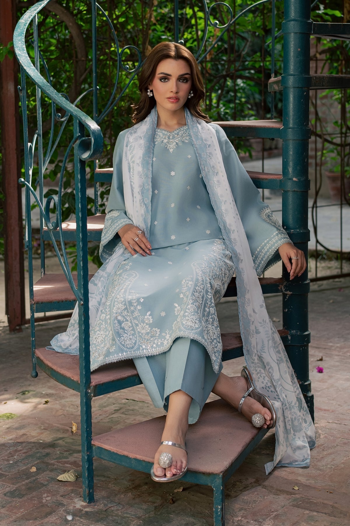 Phoebe 3Pc - Embroidered Khaddar Pret