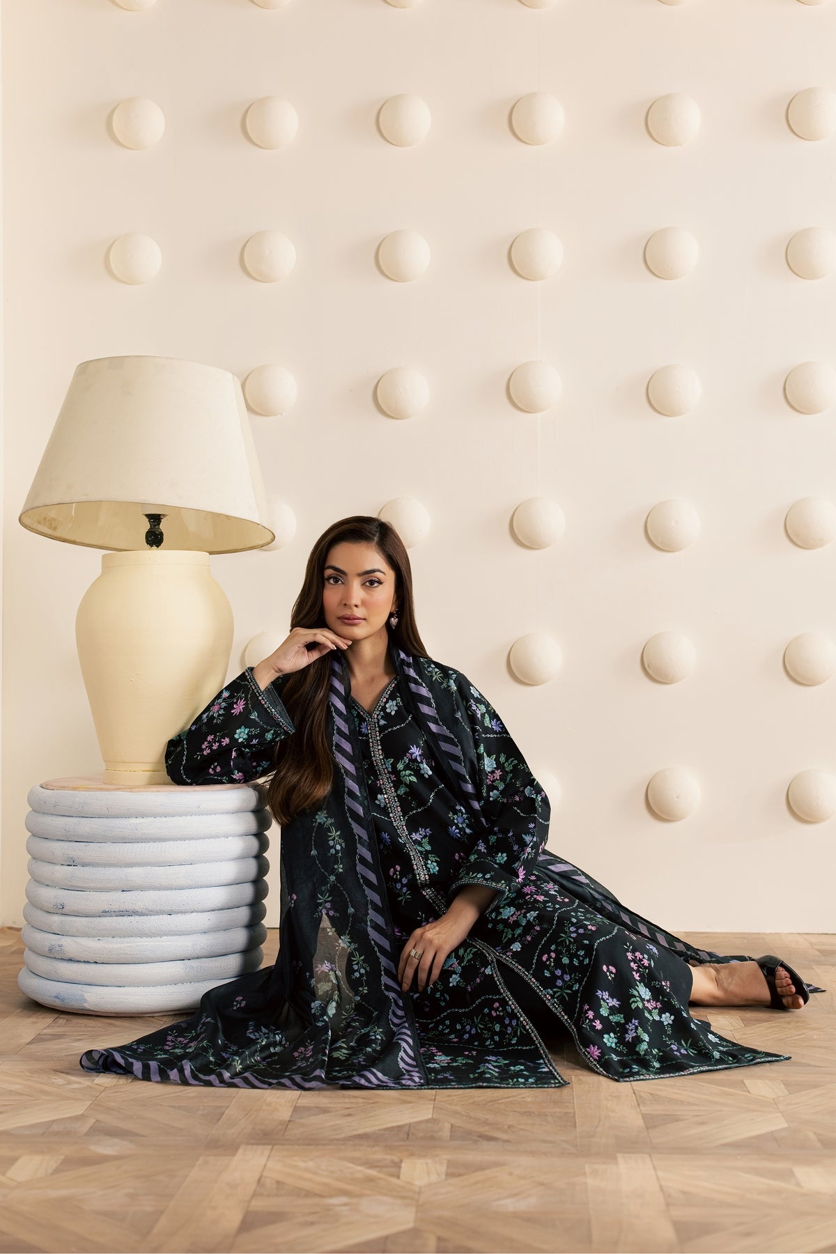 Black Aswa 3Pc - Embroidered Cambric Pret