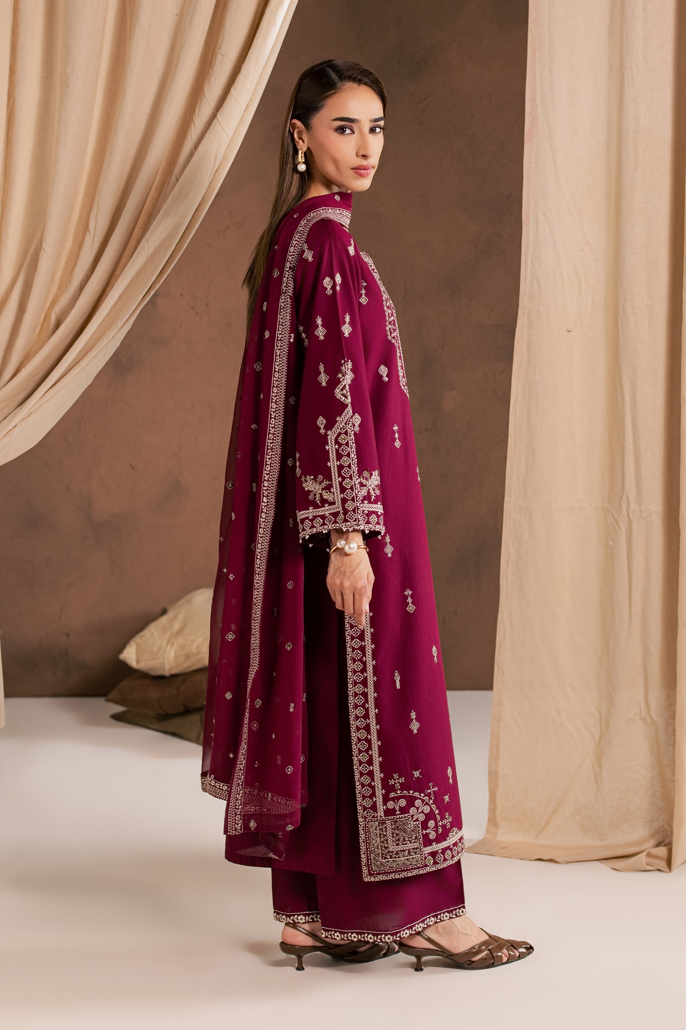 Solene Red 3Pc - Embroidered Cambric Pret