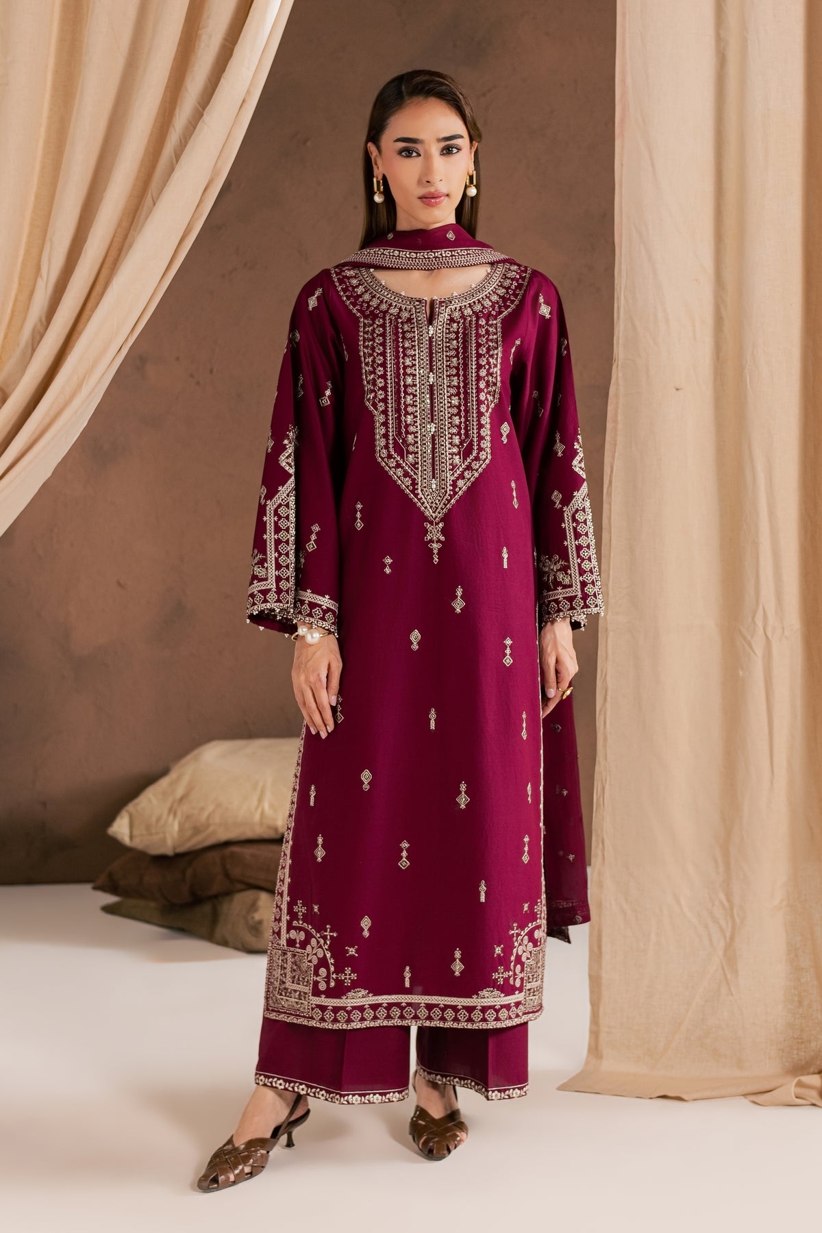 Solene Red 3Pc - Embroidered Cambric Pret