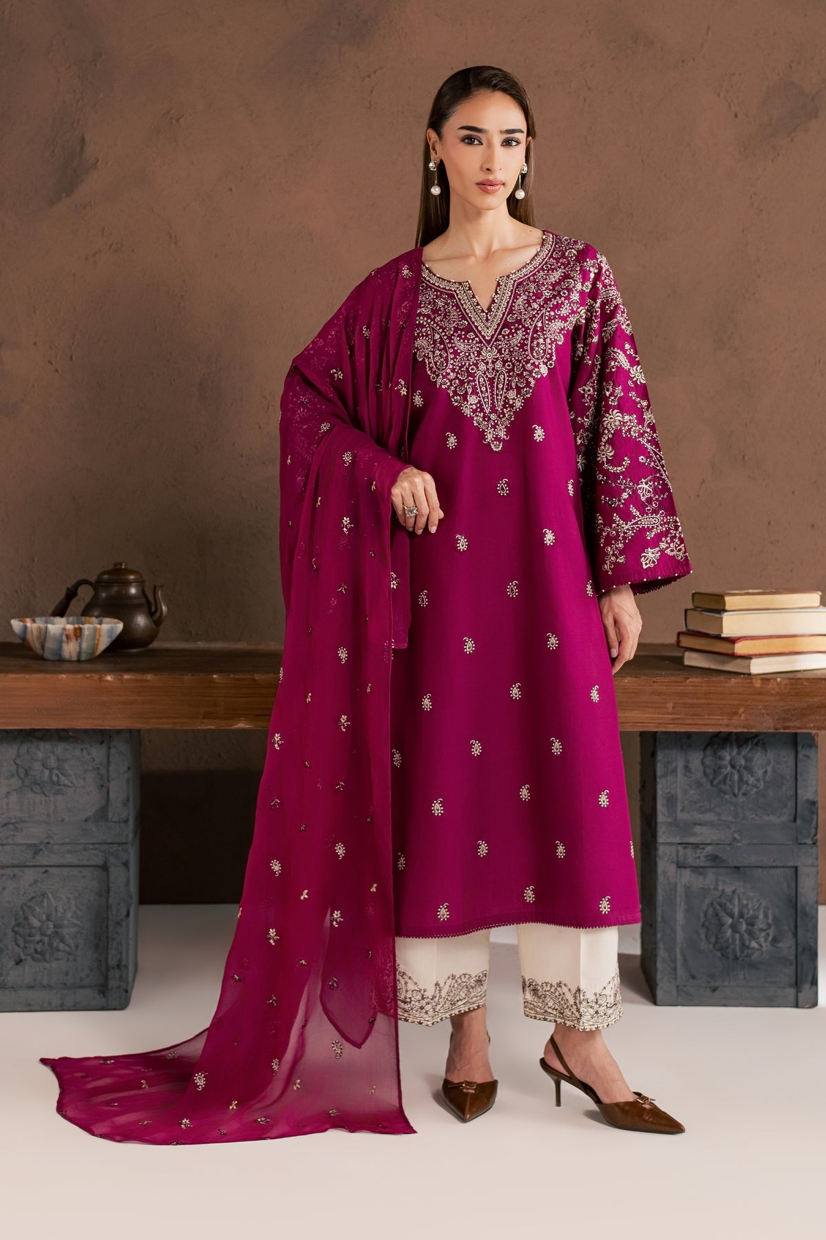 Magenta Elaya 3Pc - Embroidered Cambric Pret