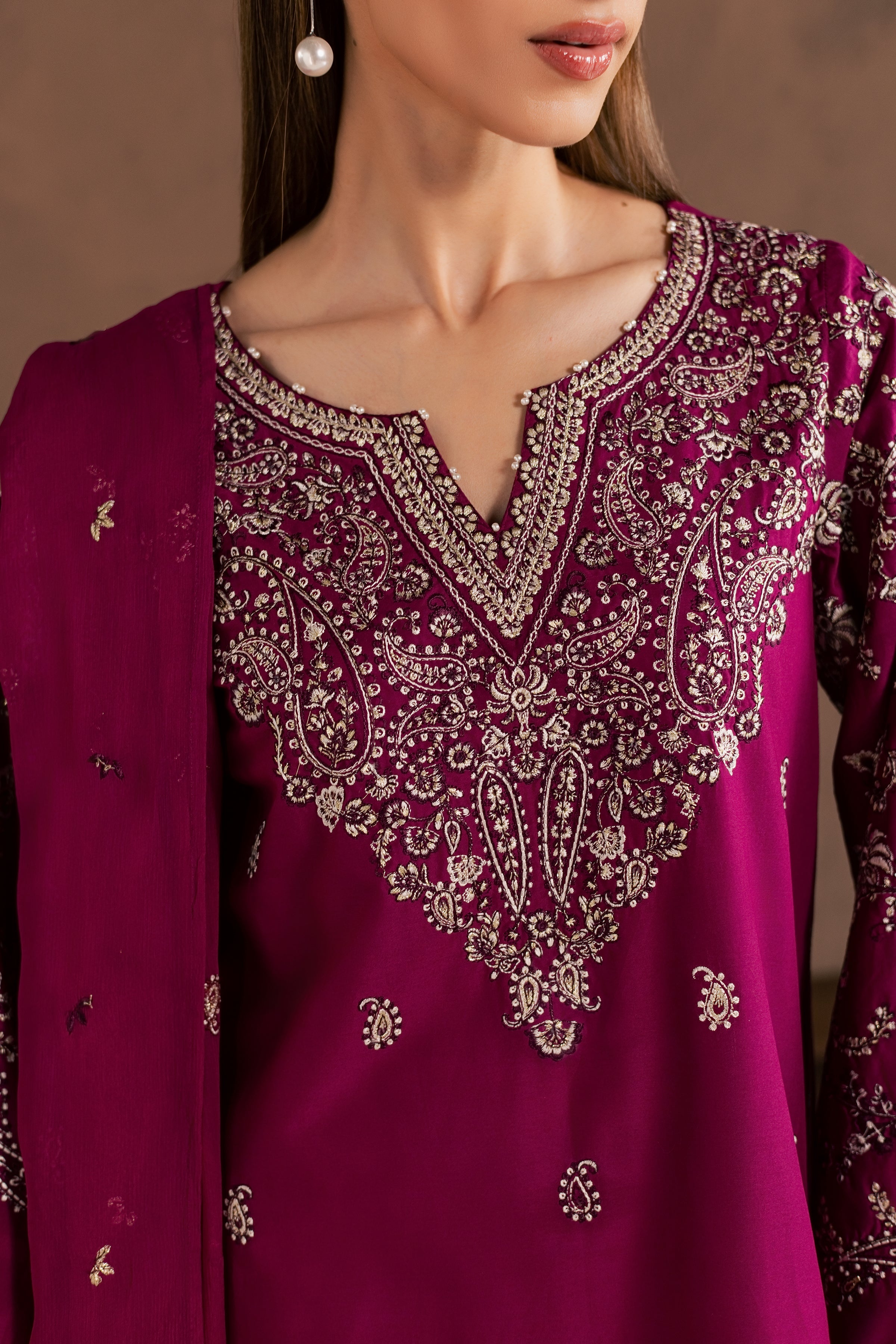 Magenta Elaya 3Pc - Embroidered Cambric Pret
