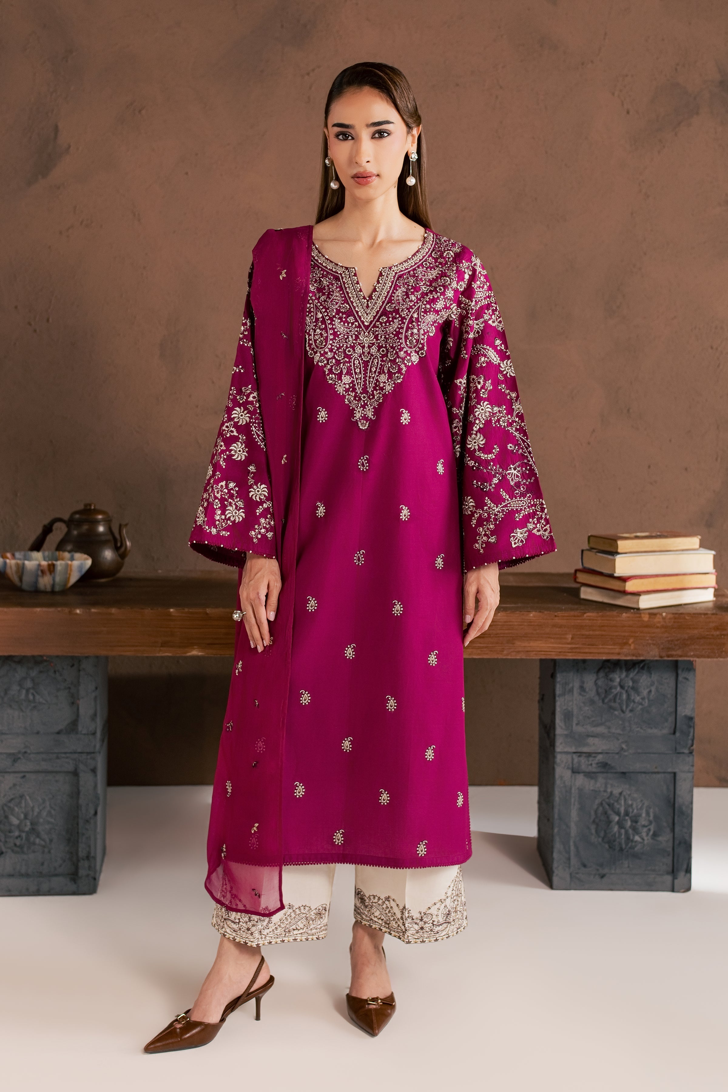 Magenta Elaya 3Pc - Embroidered Cambric Pret