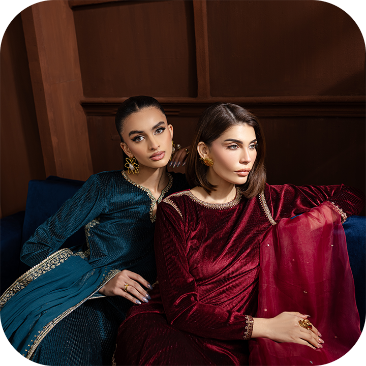 Batik Presents Elinore: The Iconic Glam of Velvet Dresses