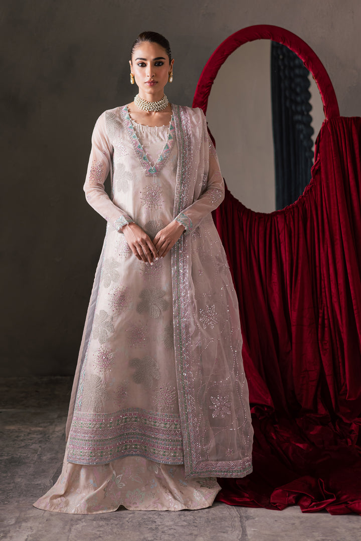 Gissele 4Pc - Festive Luxe Pret