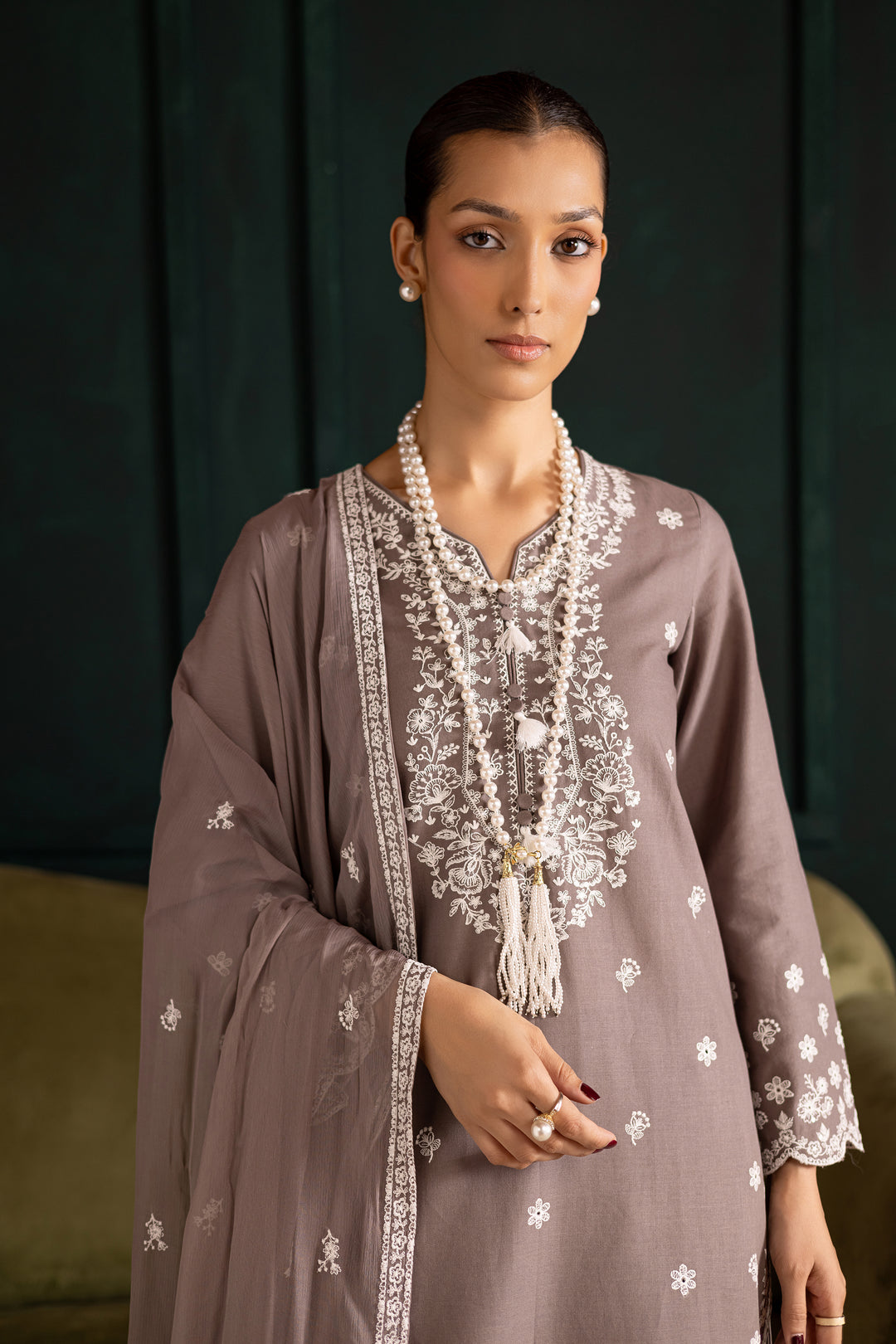 Grey 3Pc - Embroidered Khaddar Dress