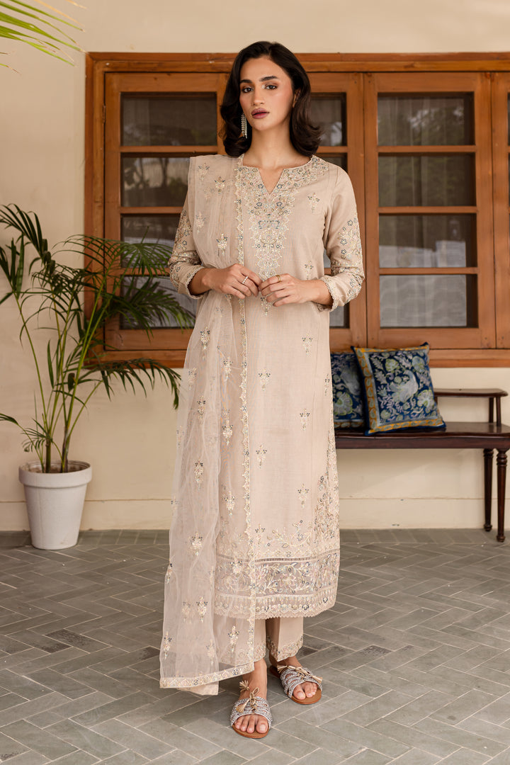 Kashaa 3Pc - Embroidered Khaddar Dress - BATIK