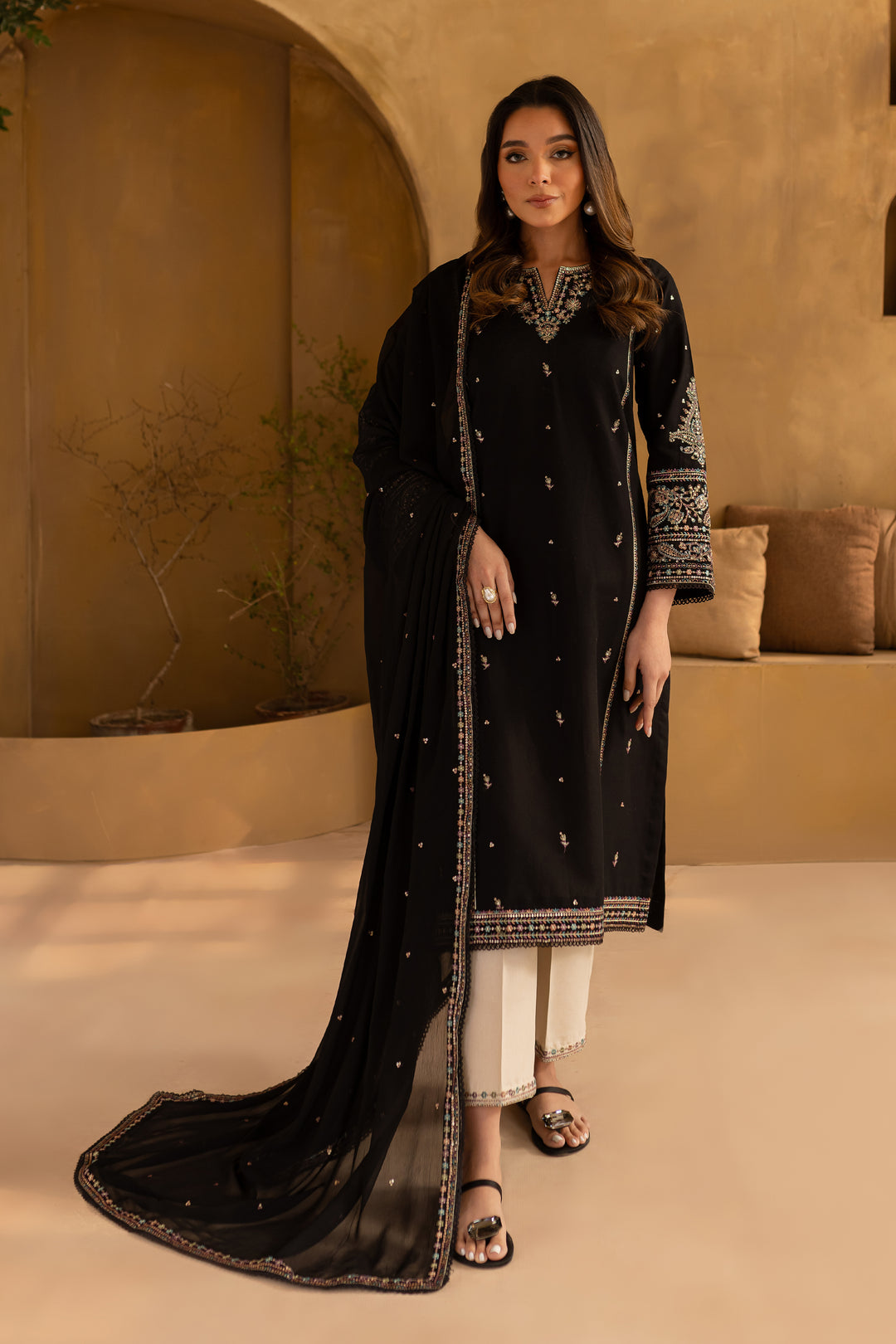 Davian 3Pc- Embroidered Khaddar Dress - BATIK