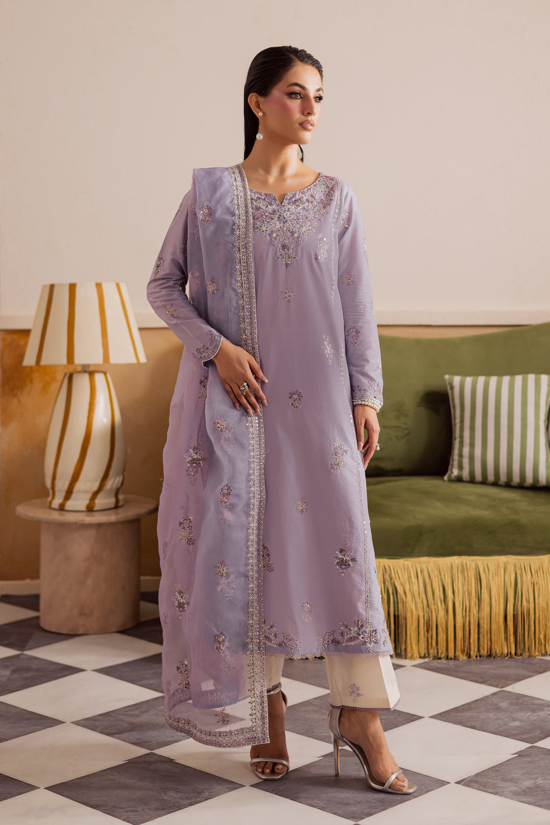 Shuja 3Pc - Embroidered Lawn Pret