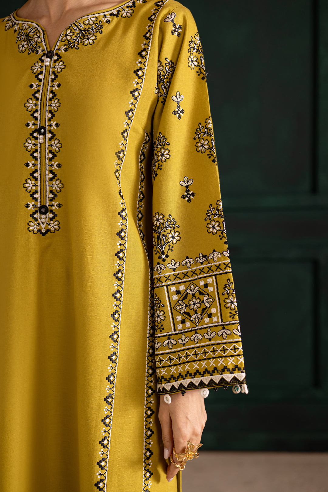 Kantha 2Pc - Embroidered Khaddar Dress
