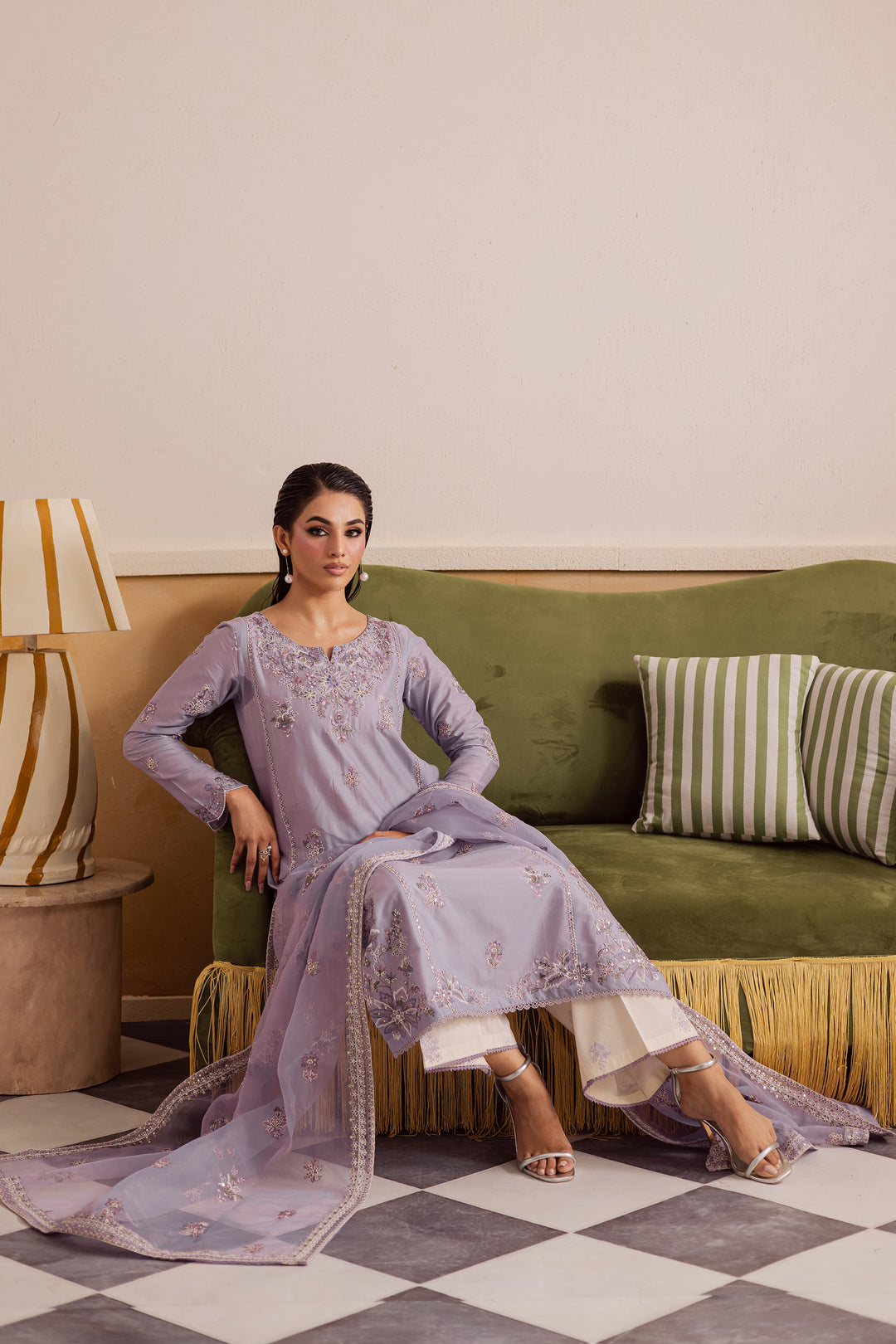 Shuja 3Pc - Embroidered Lawn Pret