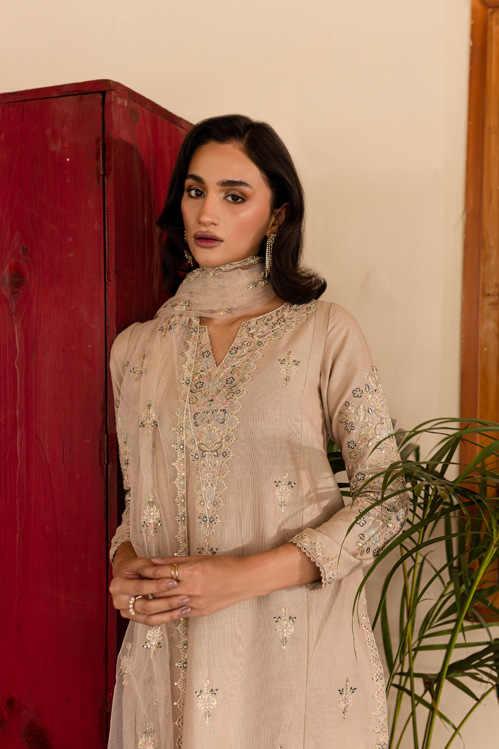 Kashaa 3Pc - Embroidered Khaddar Dress - BATIK