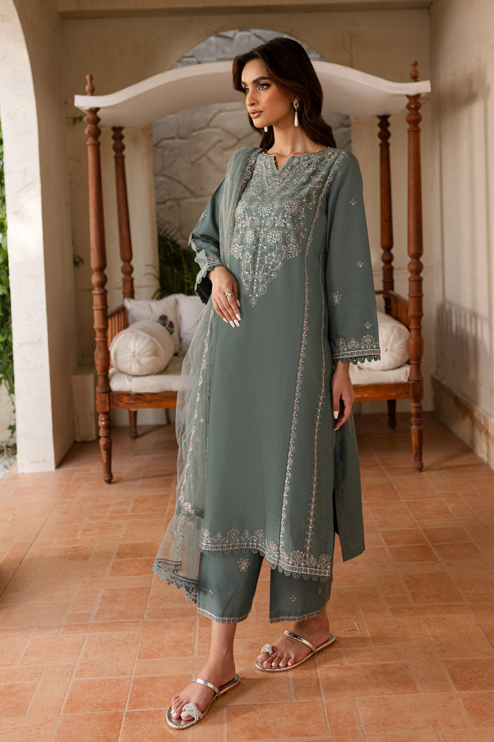 Nooraan 3Pc - Embroidered Khaddar Dress - BATIK