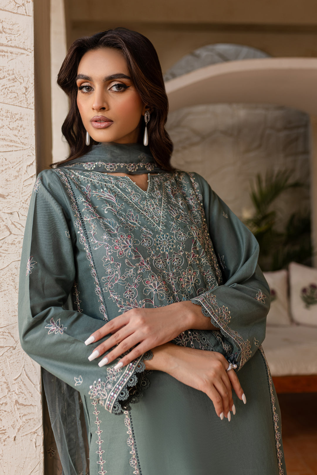 Nooraan 3Pc - Embroidered Khaddar Dress - BATIK