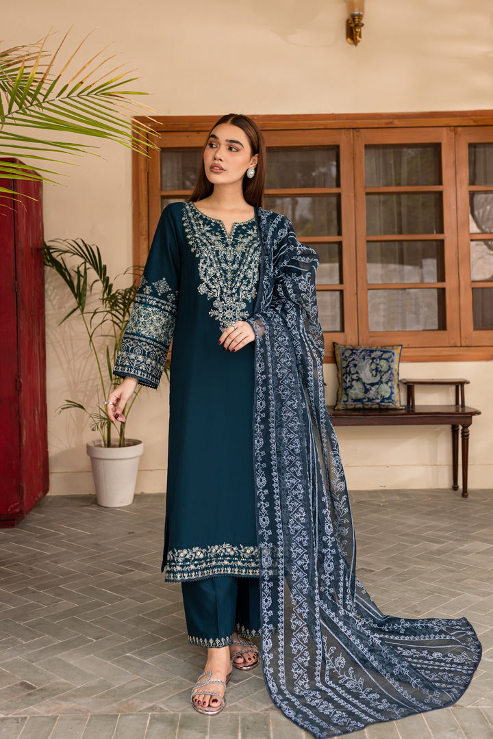 Amari 3Pc - Embroidered Khaddar Dress - BATIK