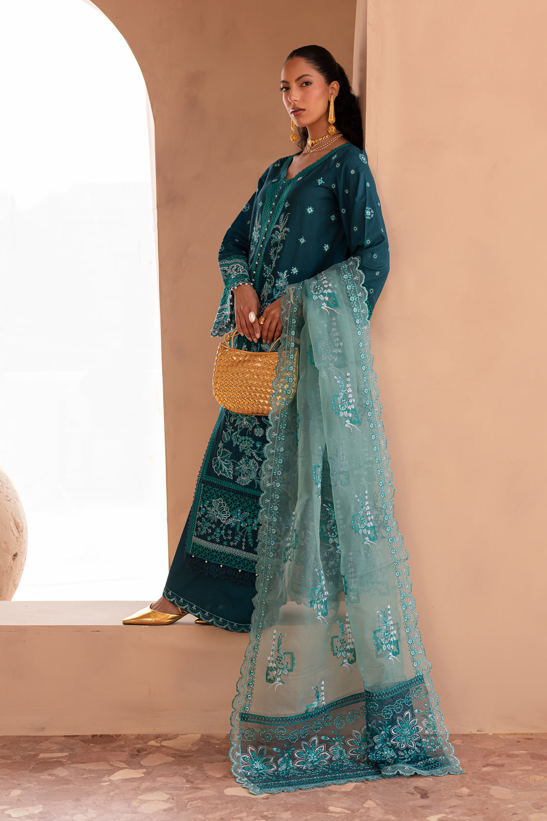 Fayrozah 3Pc - Embroidered Luxe Pret