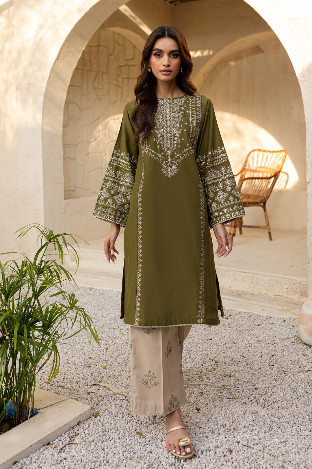 Odin 2Pc - Embroidered Khaddar Dress - BATIK