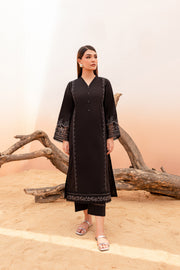 Pale Black 2Pc - BATIK