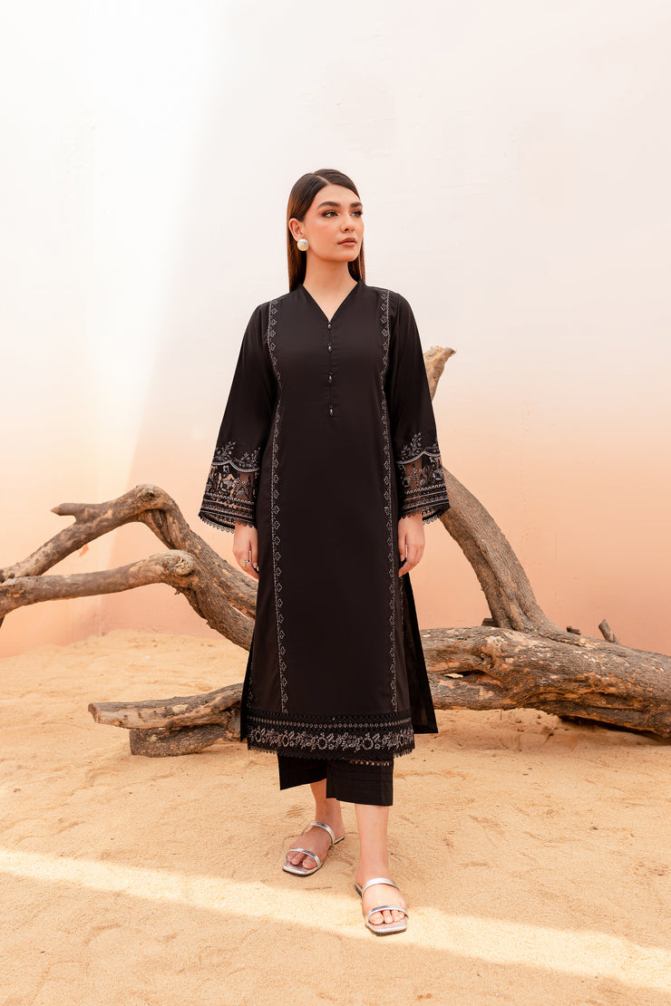 Pale Black 2Pc - BATIK