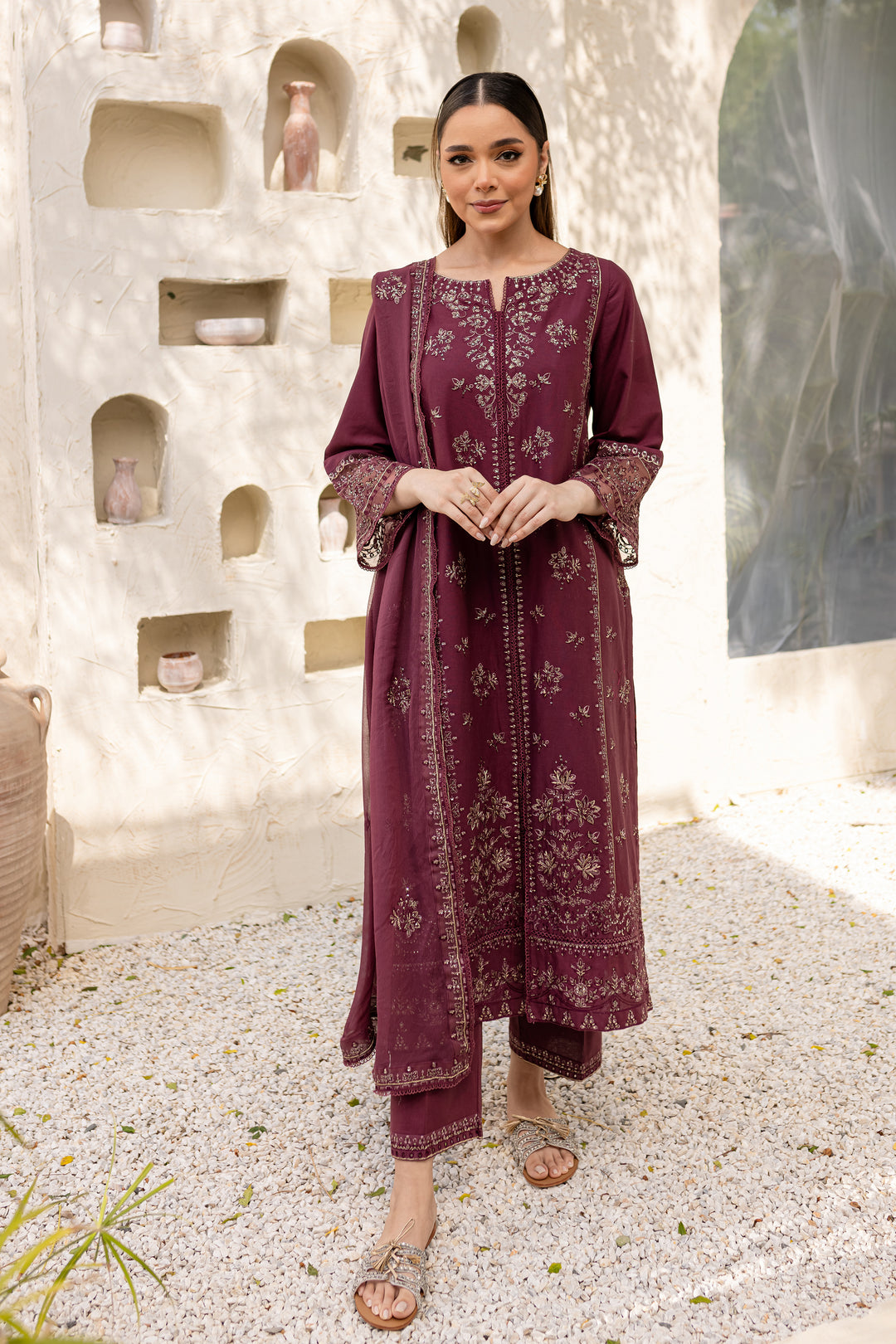 Mauve Paragon 3Pc - Embroidered Khaddar Dress - BATIK