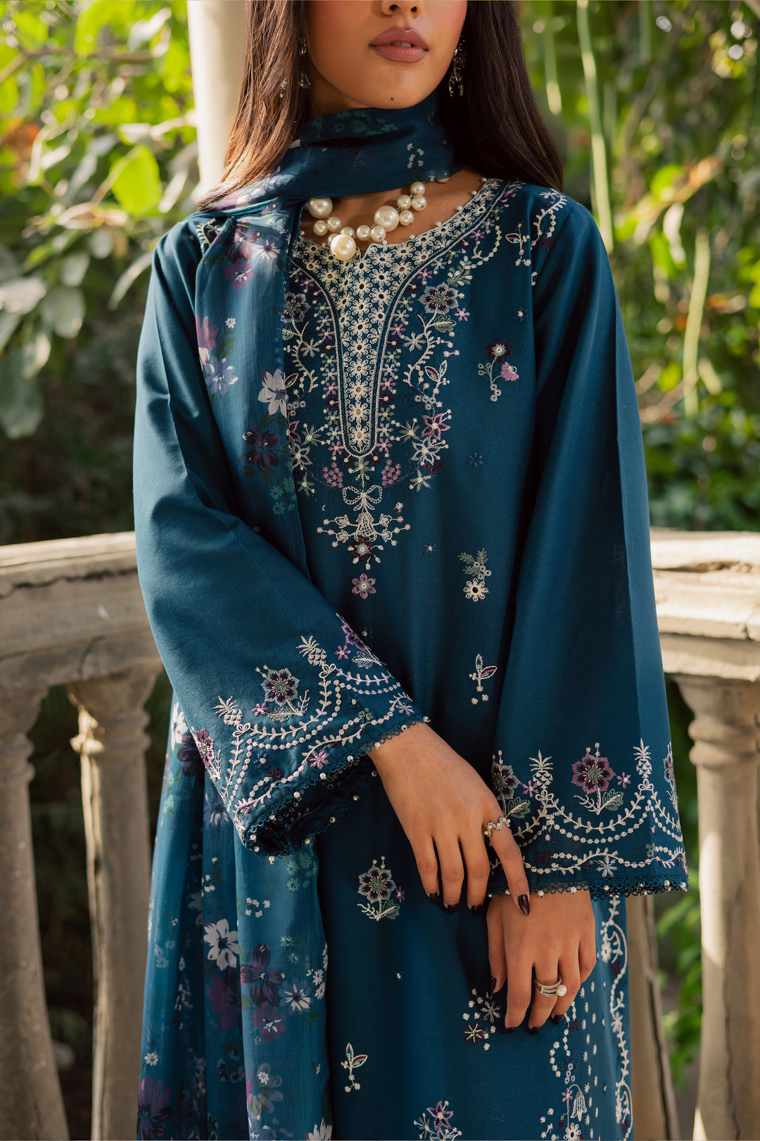 Moroccon 3Pc - Embroidered Khaddar Dress