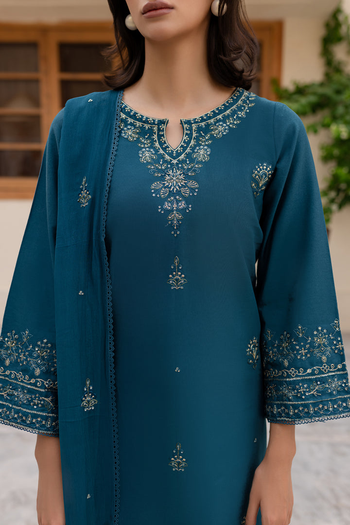 Brucie 3Pc - Embroidered Khaddar Dress - BATIK