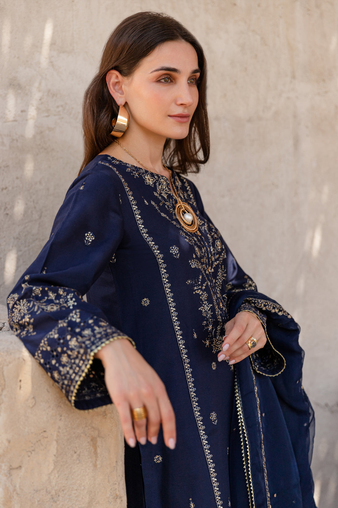 Fidos 3Pc - Embroidered Khaddar Dress - BATIK